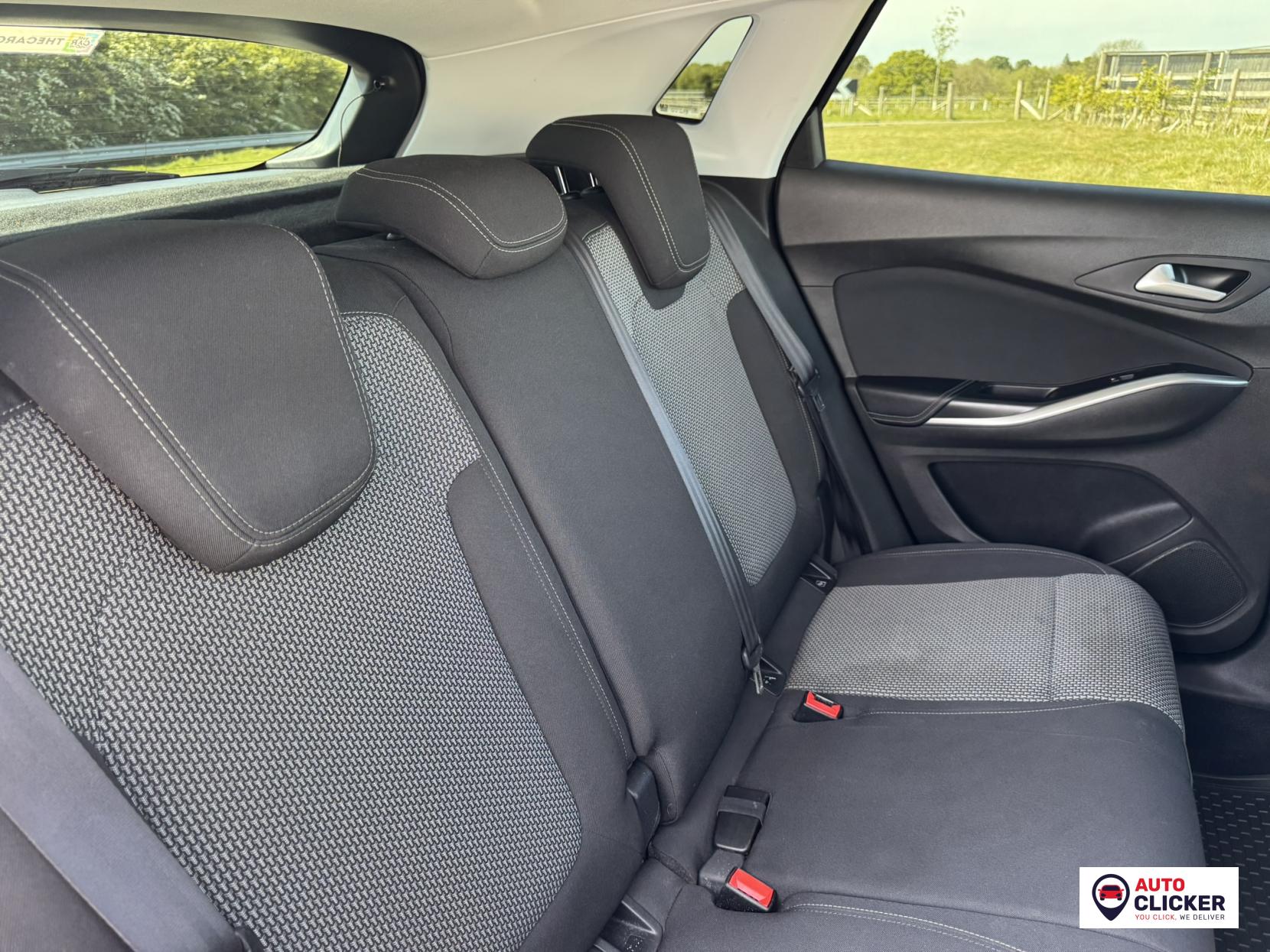 Vauxhall Grandland X 1.2 Turbo SE SUV 5dr Petrol Auto 8Spd Euro 6 (s/s) (130 ps)