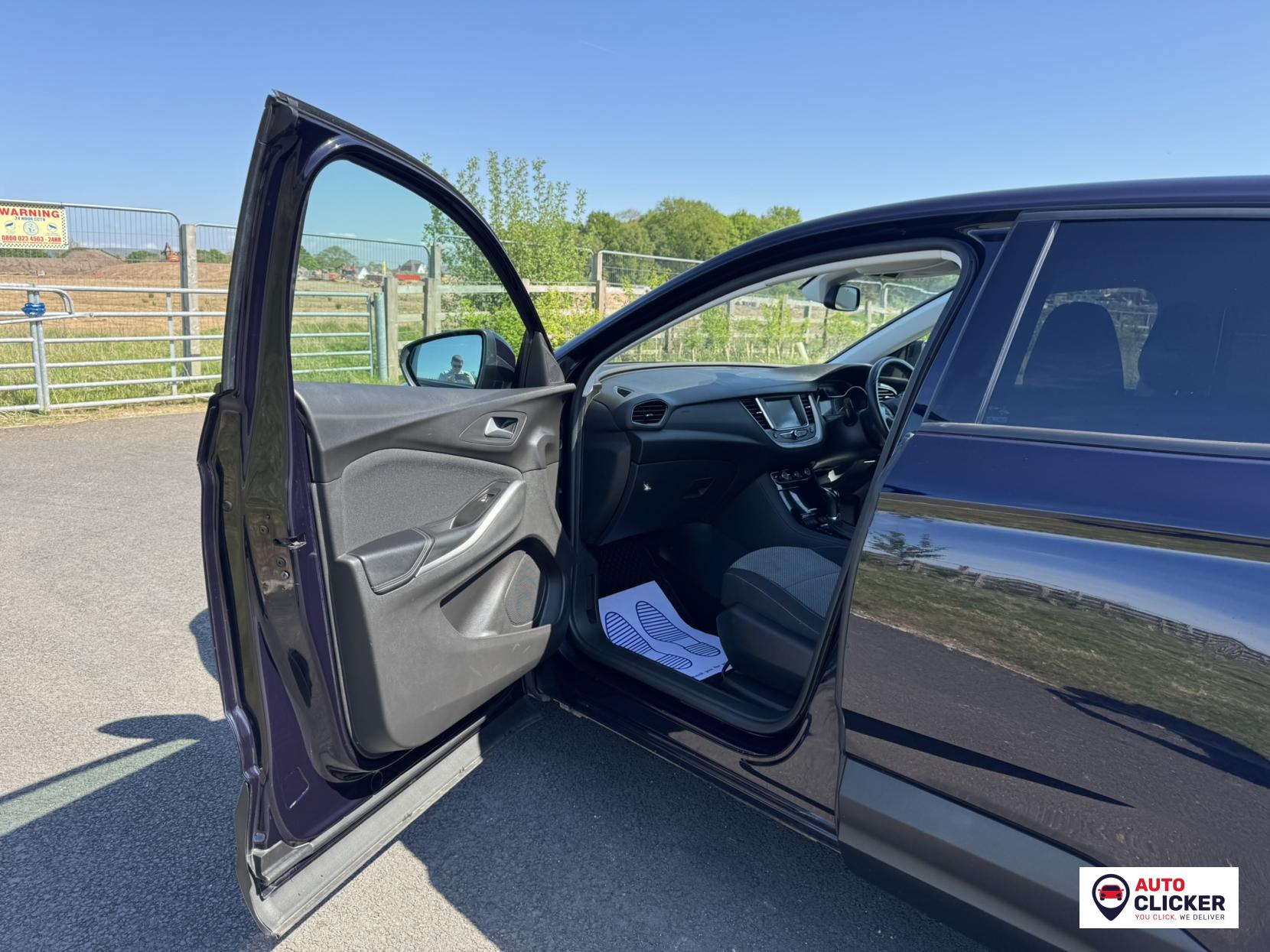 Vauxhall Grandland X 1.2 Turbo SE SUV 5dr Petrol Auto 8Spd Euro 6 (s/s) (130 ps)