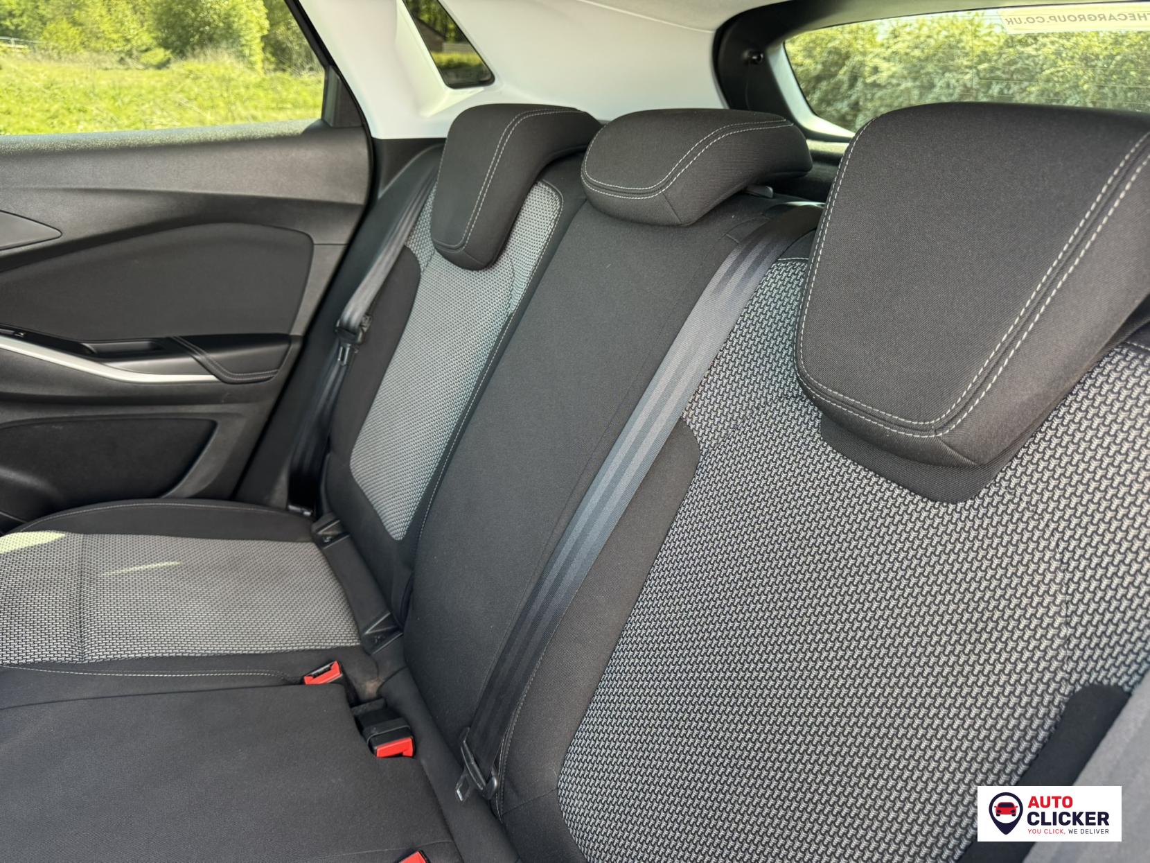 Vauxhall Grandland X 1.2 Turbo SE SUV 5dr Petrol Auto 8Spd Euro 6 (s/s) (130 ps)