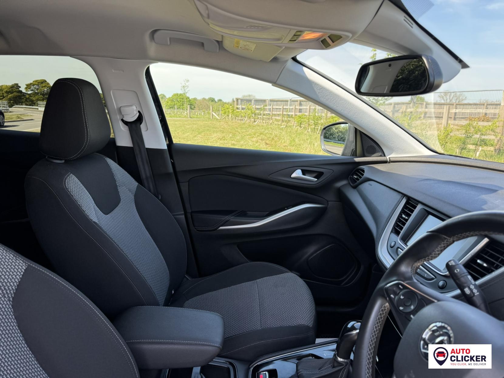 Vauxhall Grandland X 1.2 Turbo SE SUV 5dr Petrol Auto 8Spd Euro 6 (s/s) (130 ps)