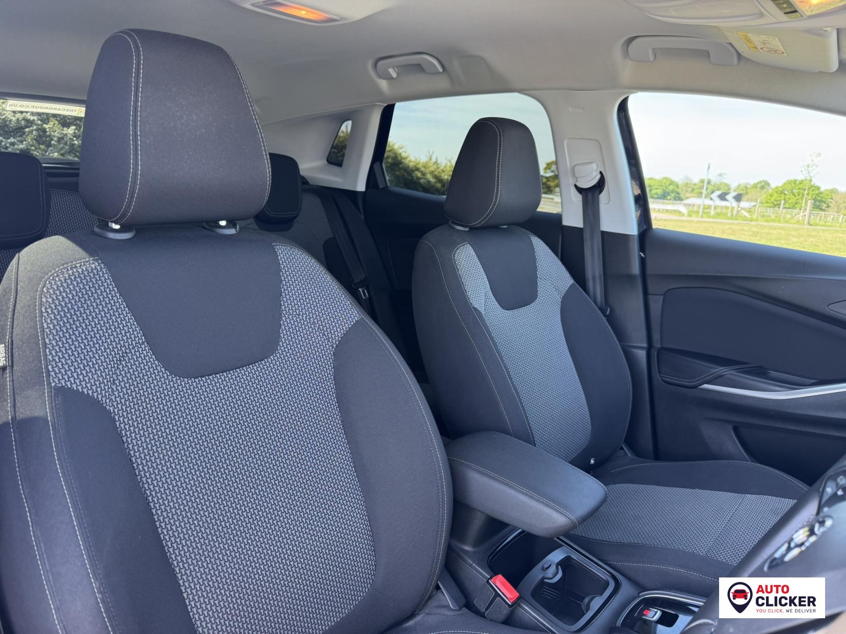 Vauxhall Grandland X 1.2 Turbo SE SUV 5dr Petrol Auto 8Spd Euro 6 (s/s) (130 ps)