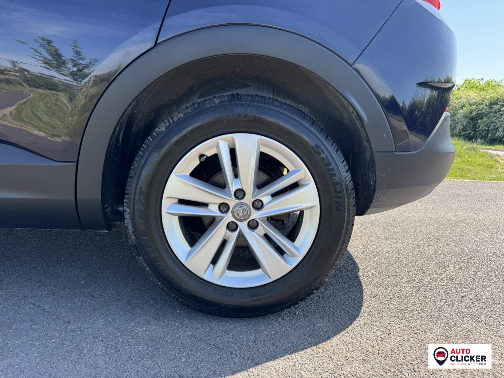 Vauxhall Grandland X 1.2 Turbo SE SUV 5dr Petrol Auto 8Spd Euro 6 (s/s) (130 ps)