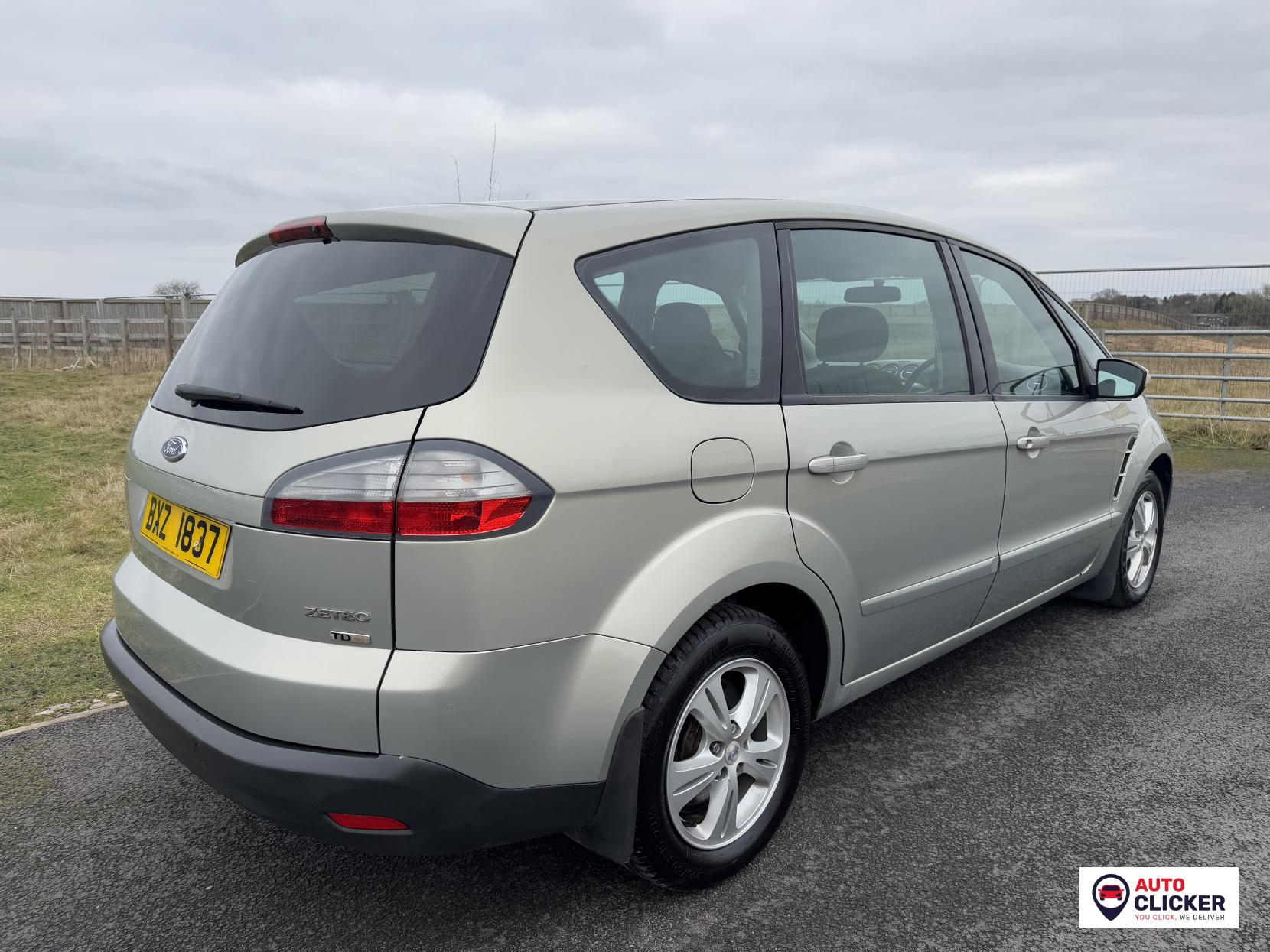 Ford S-Max 2.0 TDCi Zetec MPV 5dr Diesel Manual (164 g/km, 138 bhp)