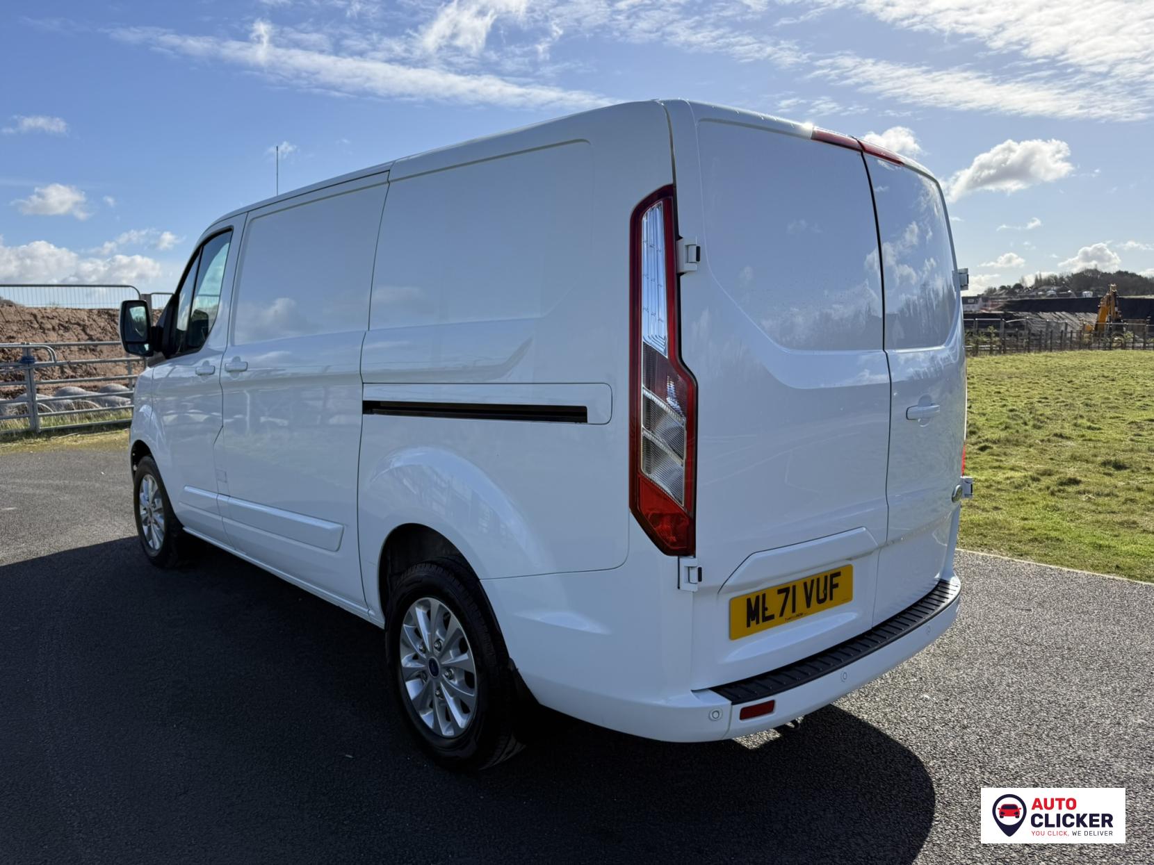 Ford Transit Custom 2.0 300 EcoBlue Limited Panel Van 5dr Diesel Auto L1 H1 Euro 6 (s/s) (130 ps)