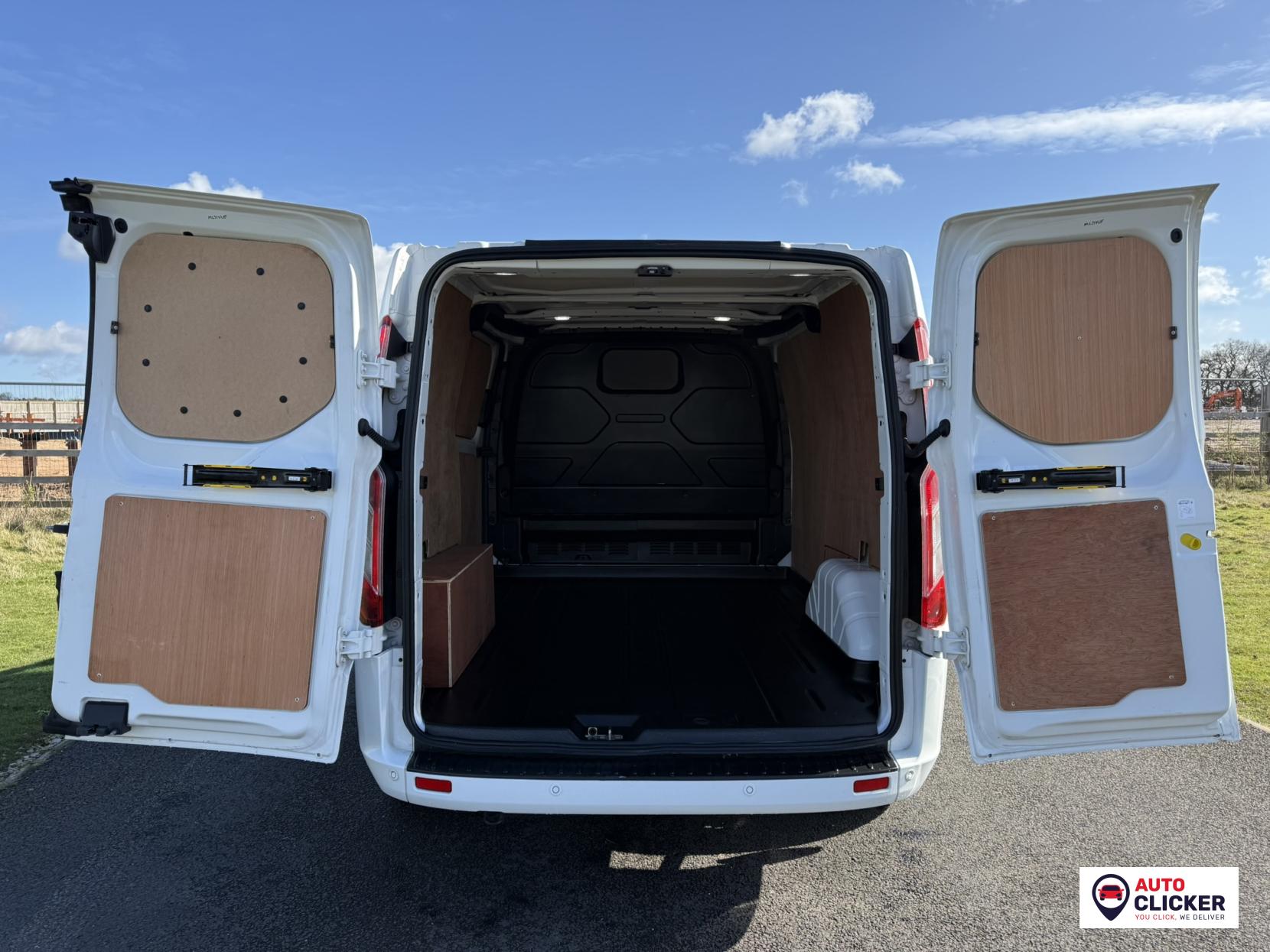 Ford Transit Custom 2.0 300 EcoBlue Limited Panel Van 5dr Diesel Auto L1 H1 Euro 6 (s/s) (130 ps)