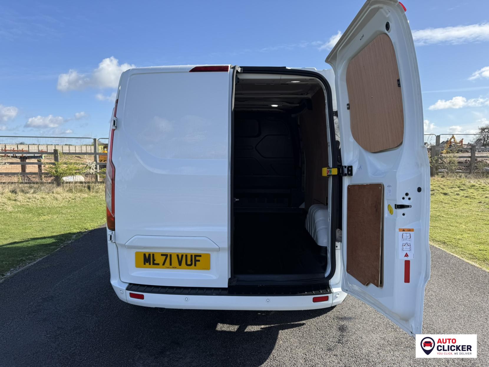 Ford Transit Custom 2.0 300 EcoBlue Limited Panel Van 5dr Diesel Auto L1 H1 Euro 6 (s/s) (130 ps)