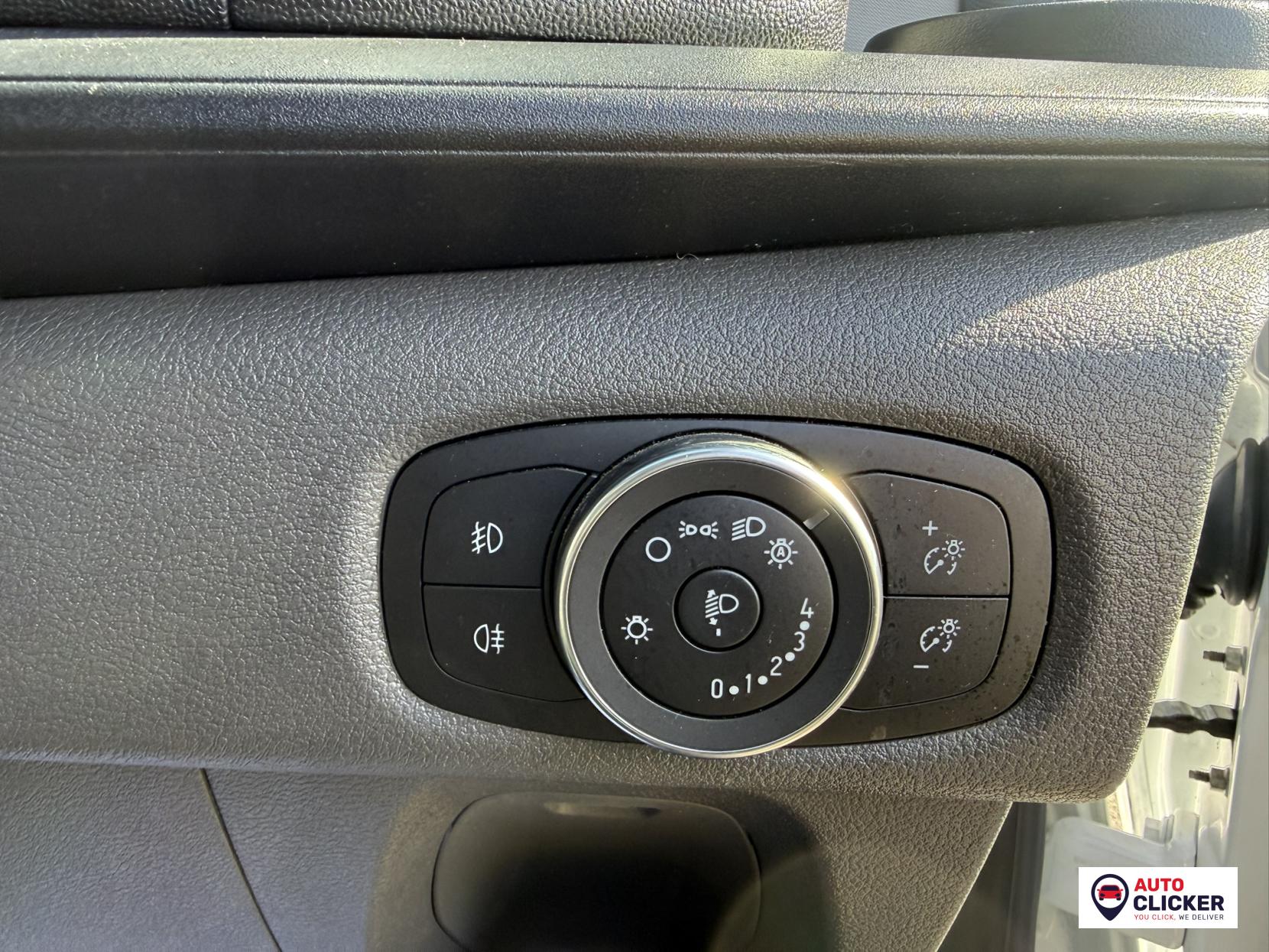 Ford Transit Custom 2.0 300 EcoBlue Limited Panel Van 5dr Diesel Auto L1 H1 Euro 6 (s/s) (130 ps)