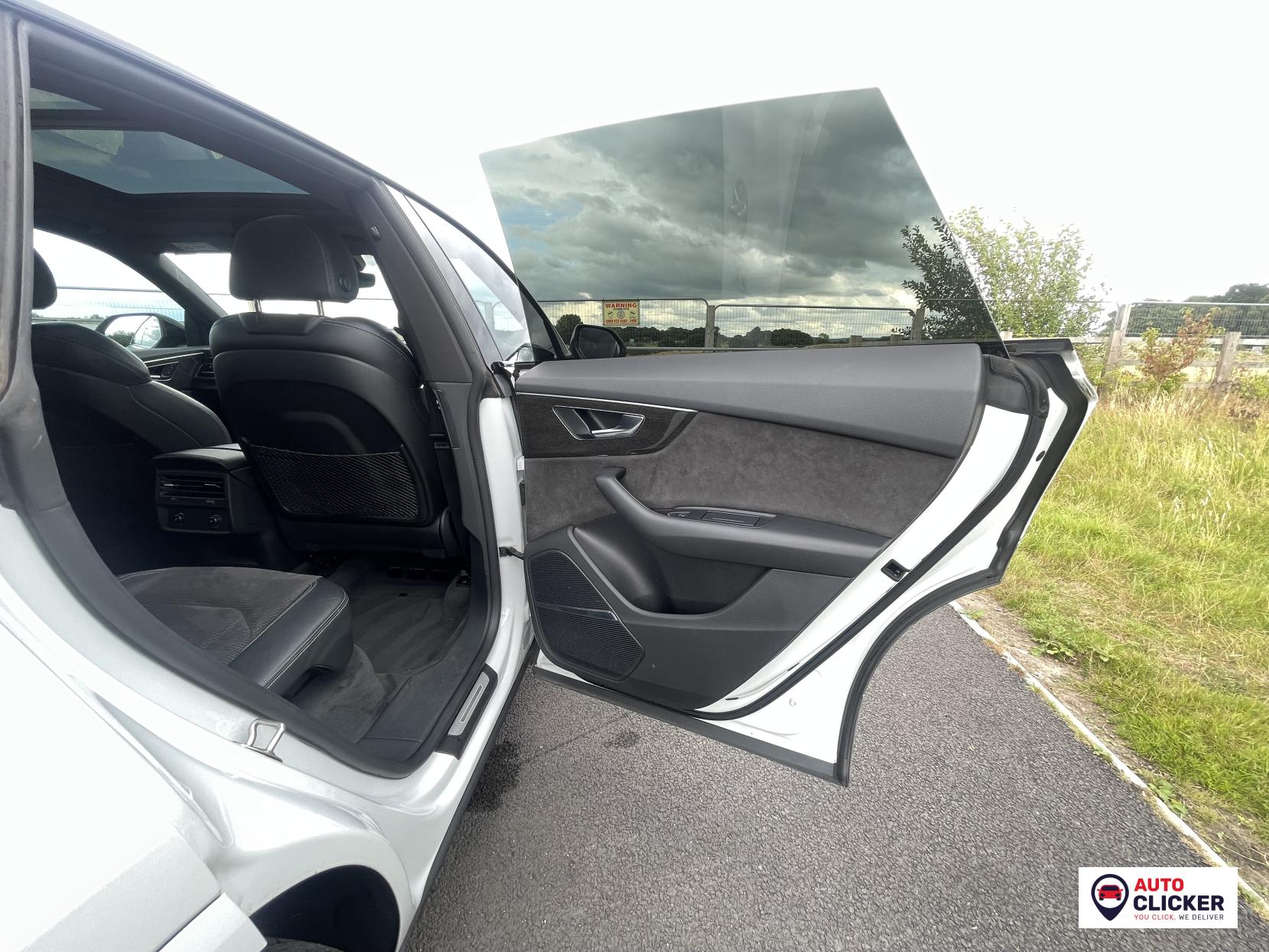 Audi Q8 3.0 TDI V6 50 S line SUV 5dr Diesel Tiptronic quattro Euro 6 (s/s) (286 ps)