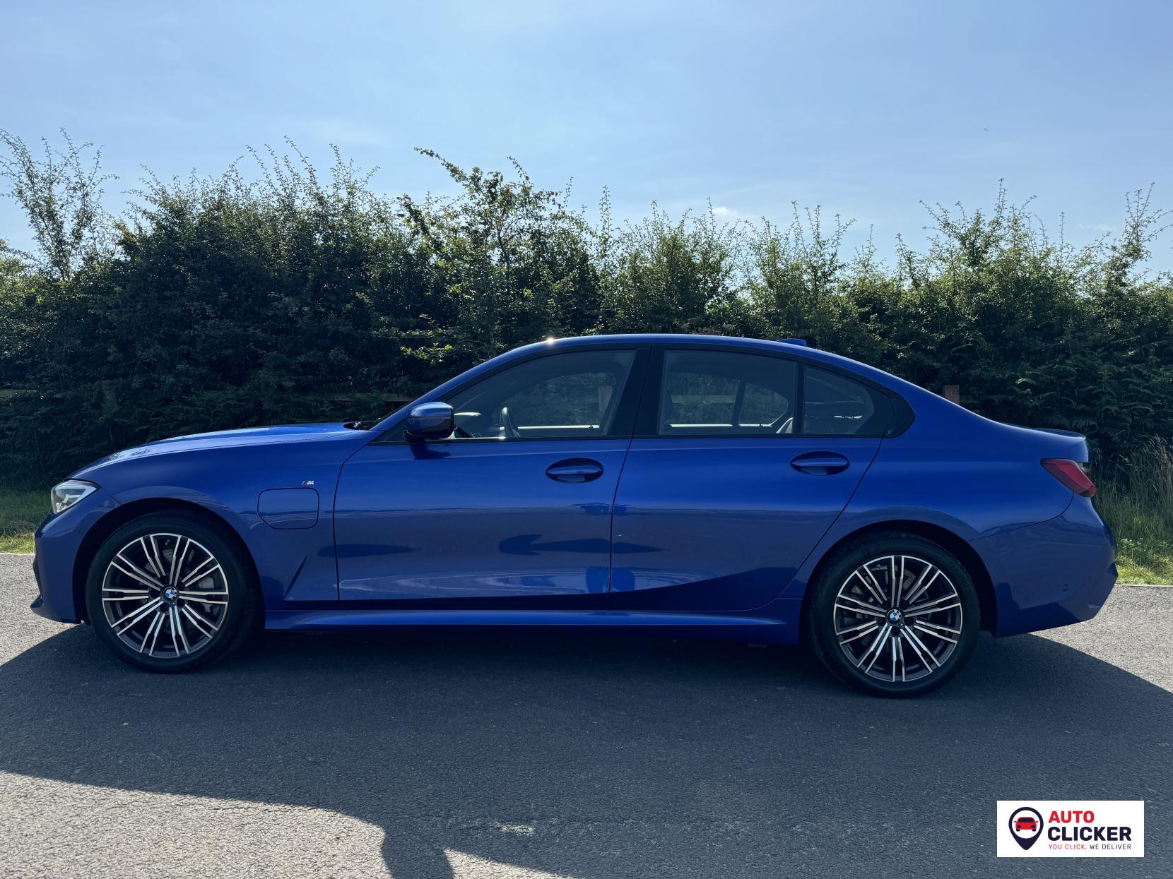 BMW 3 Series 2.0 330e 12kWh M Sport Saloon 4dr Petrol Plug-in Hybrid Auto Euro 6 (s/s) (292 ps)