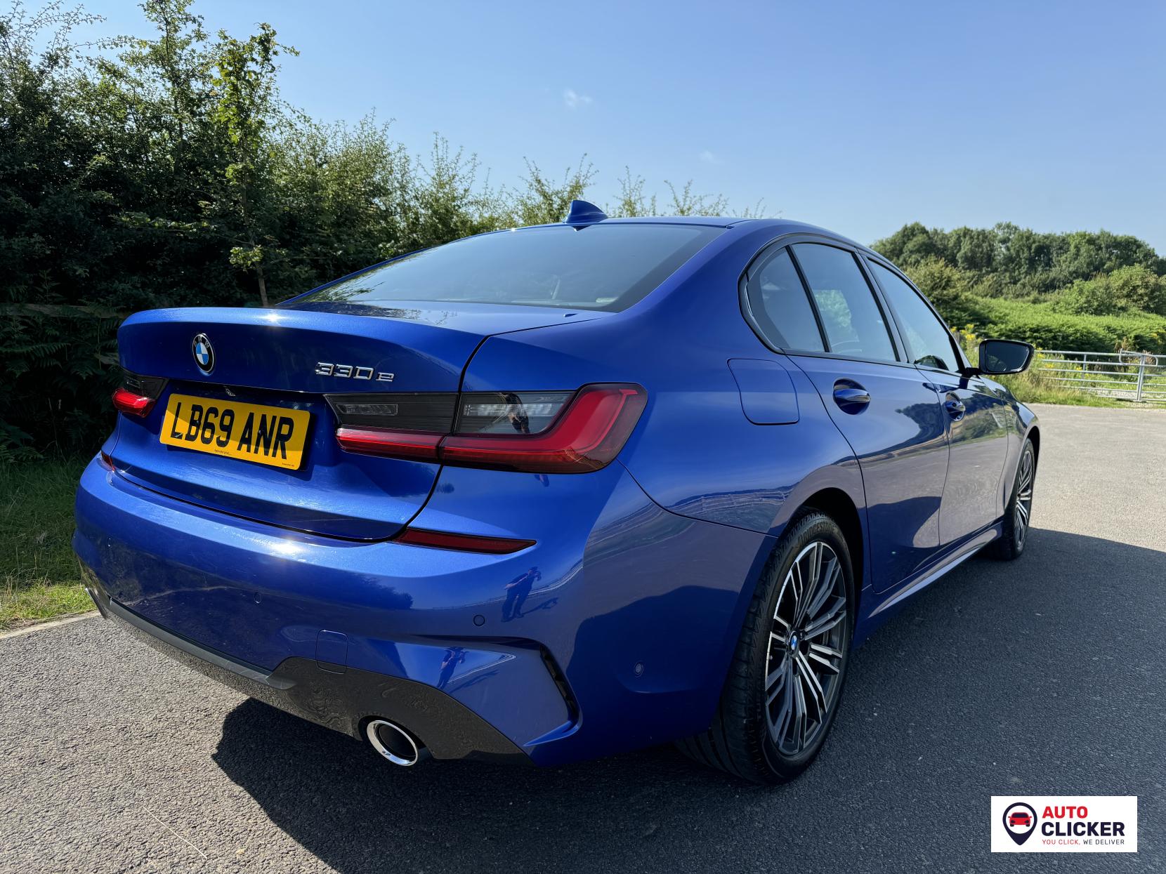 BMW 3 Series 2.0 330e 12kWh M Sport Saloon 4dr Petrol Plug-in Hybrid Auto Euro 6 (s/s) (292 ps)