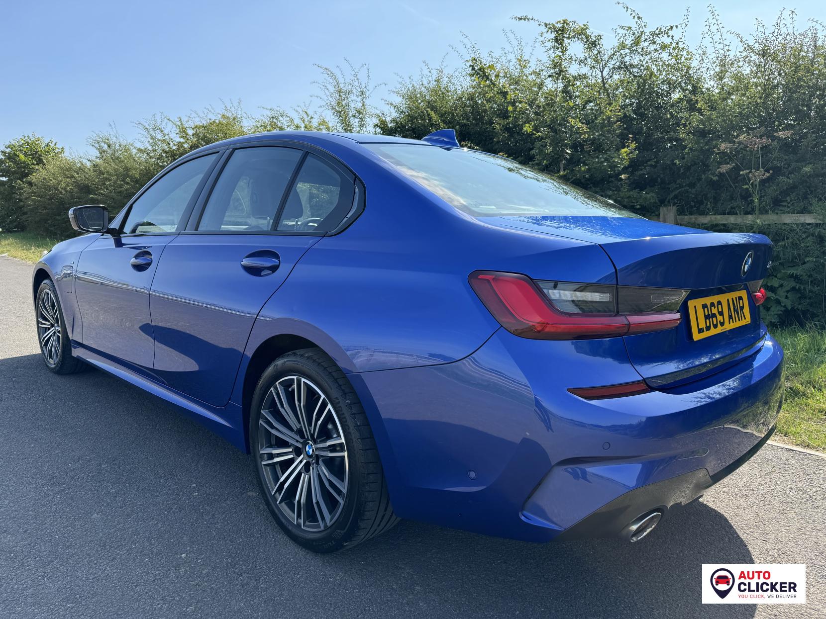 BMW 3 Series 2.0 330e 12kWh M Sport Saloon 4dr Petrol Plug-in Hybrid Auto Euro 6 (s/s) (292 ps)