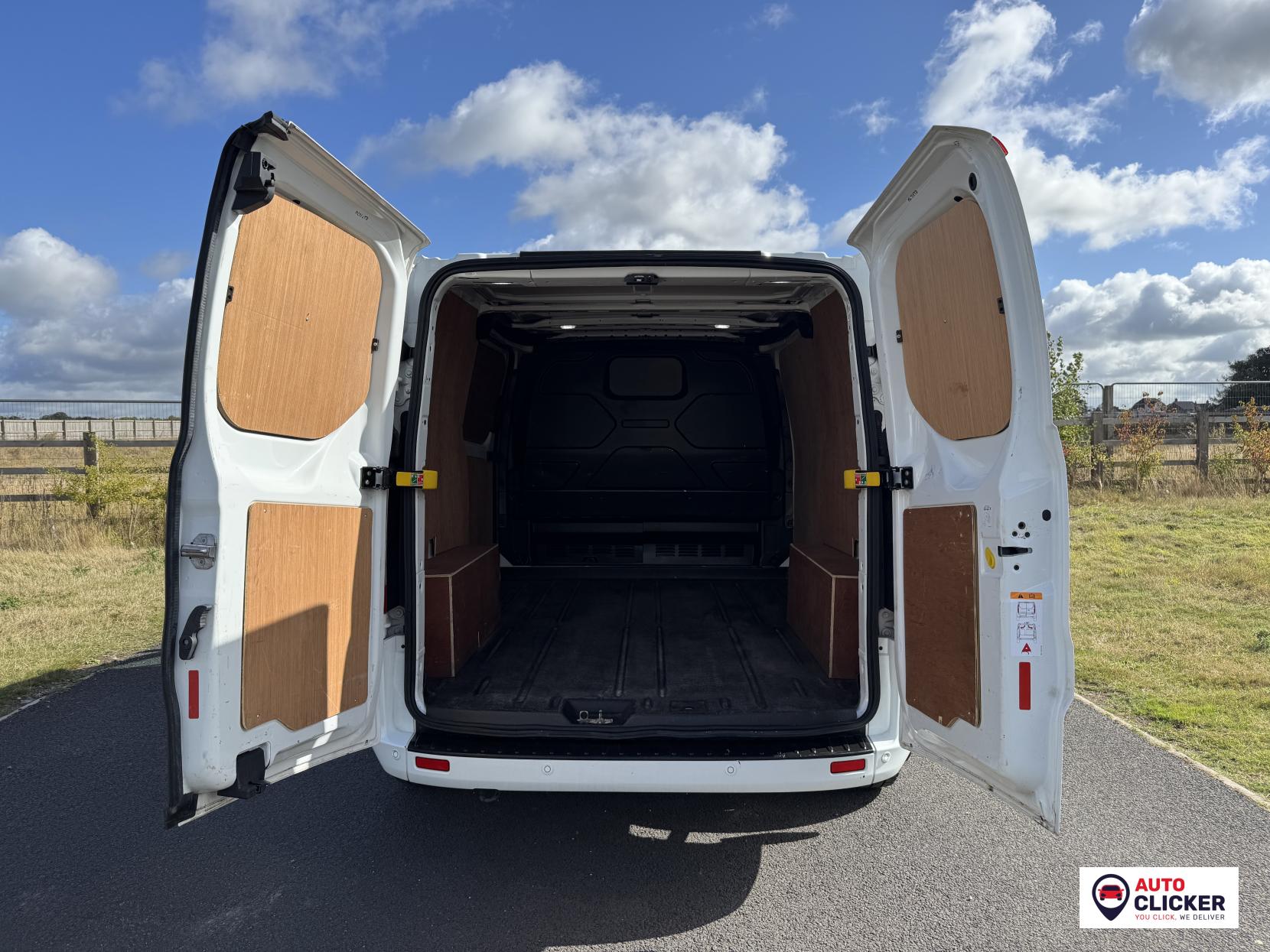 Ford Transit Custom 2.0 300 EcoBlue Limited Panel Van 5dr Diesel Auto L1 H1 Euro 6 (s/s) (130 ps)