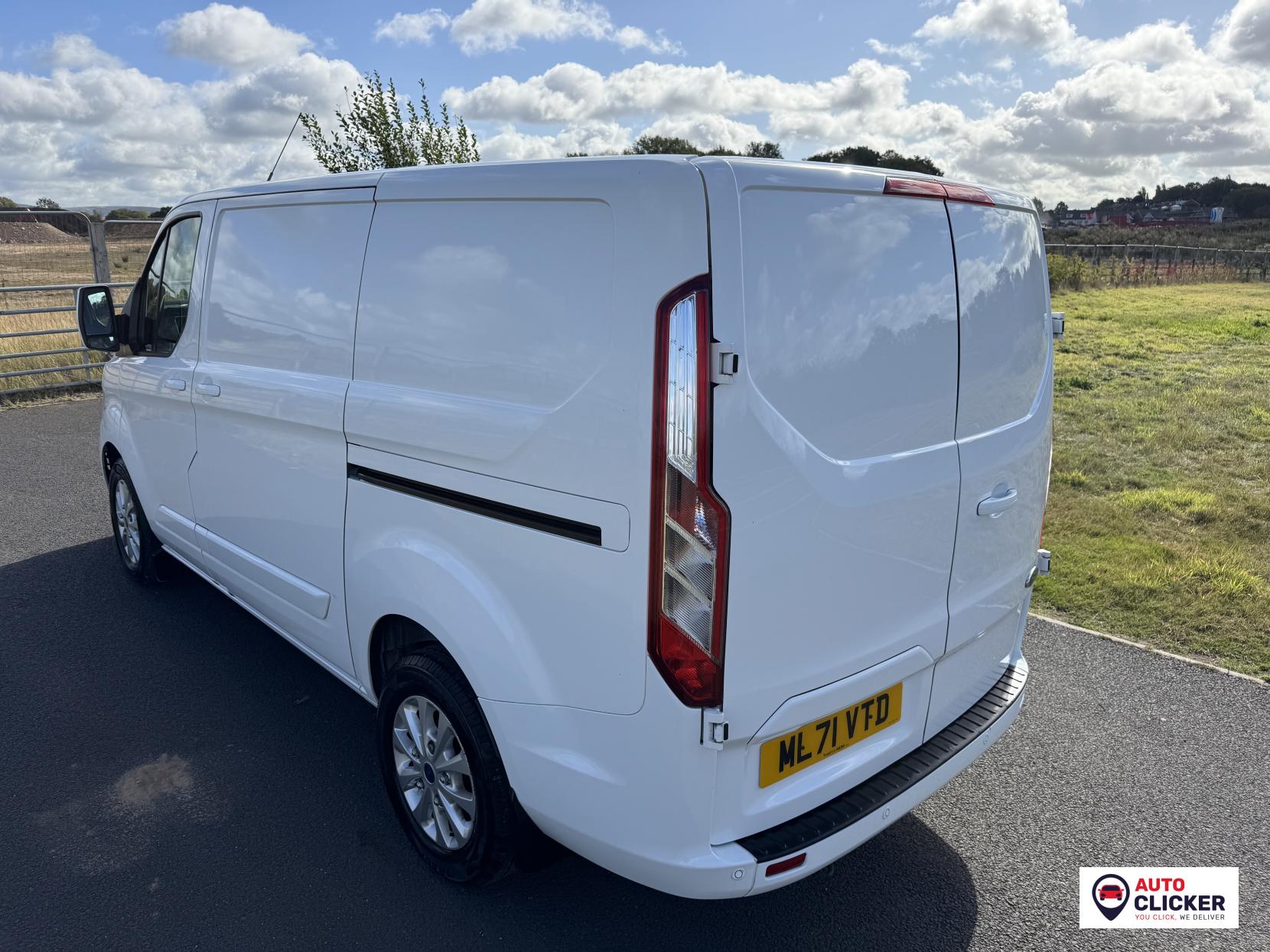 Ford Transit Custom 2.0 300 EcoBlue Limited Panel Van 5dr Diesel Auto L1 H1 Euro 6 (s/s) (130 ps)
