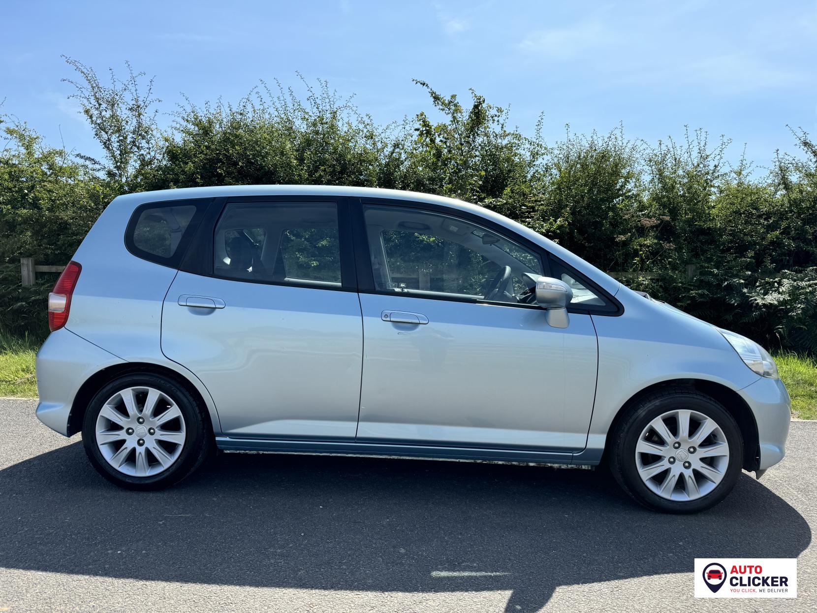 Honda Jazz 1.4 i-DSI SE Hatchback 5dr Petrol Manual (137 g/km, 82 bhp)