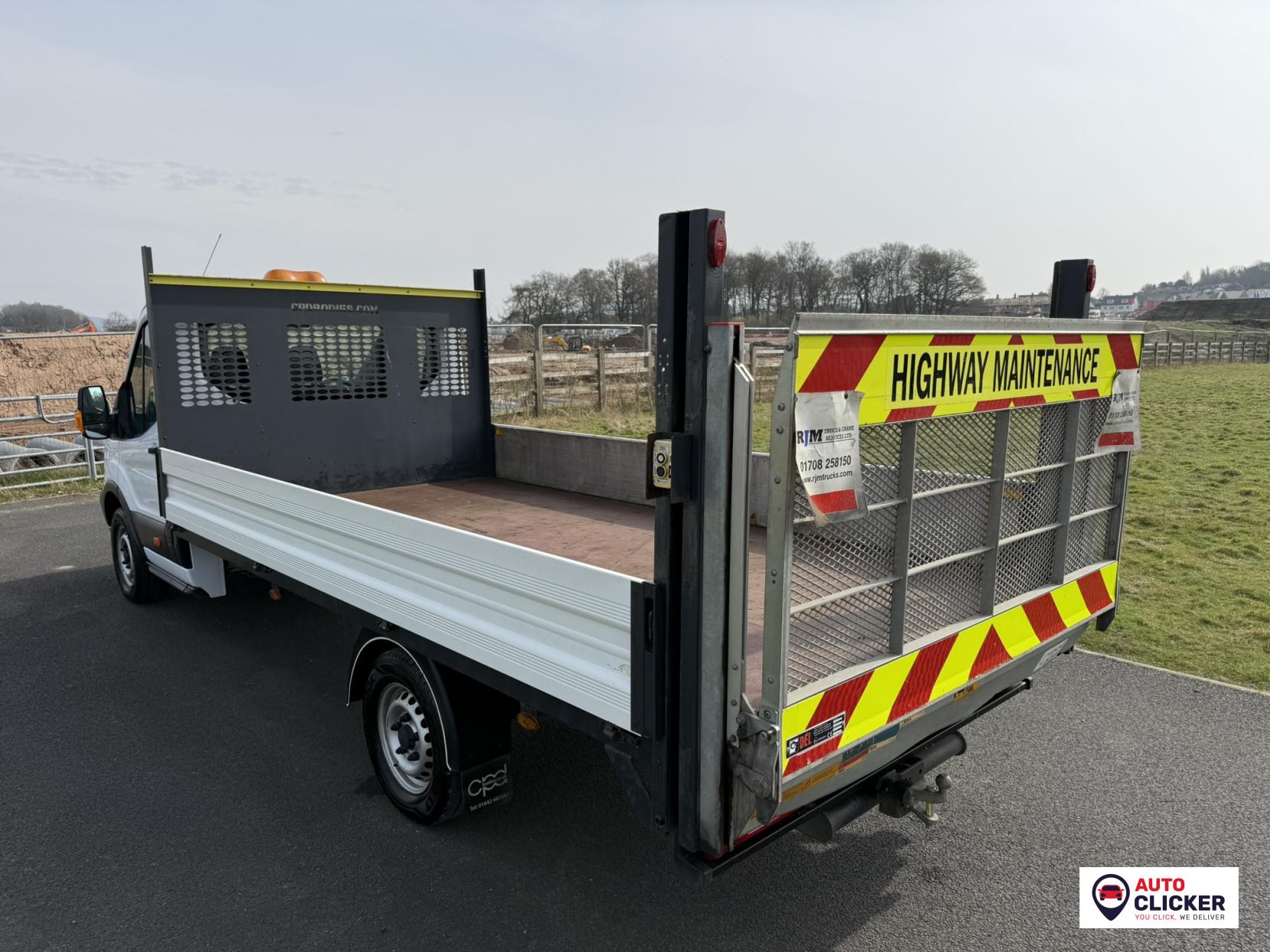 Ford Transit 2.0 350 EcoBlue Chassis Cab 2dr Diesel Manual RWD L4 H1 Euro 6 (130 ps)