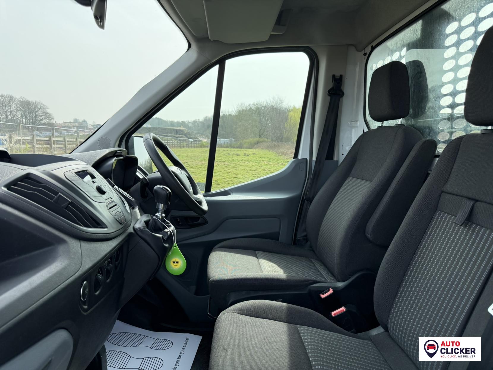 Ford Transit 2.0 350 EcoBlue Chassis Cab 2dr Diesel Manual RWD L4 H1 Euro 6 (130 ps)