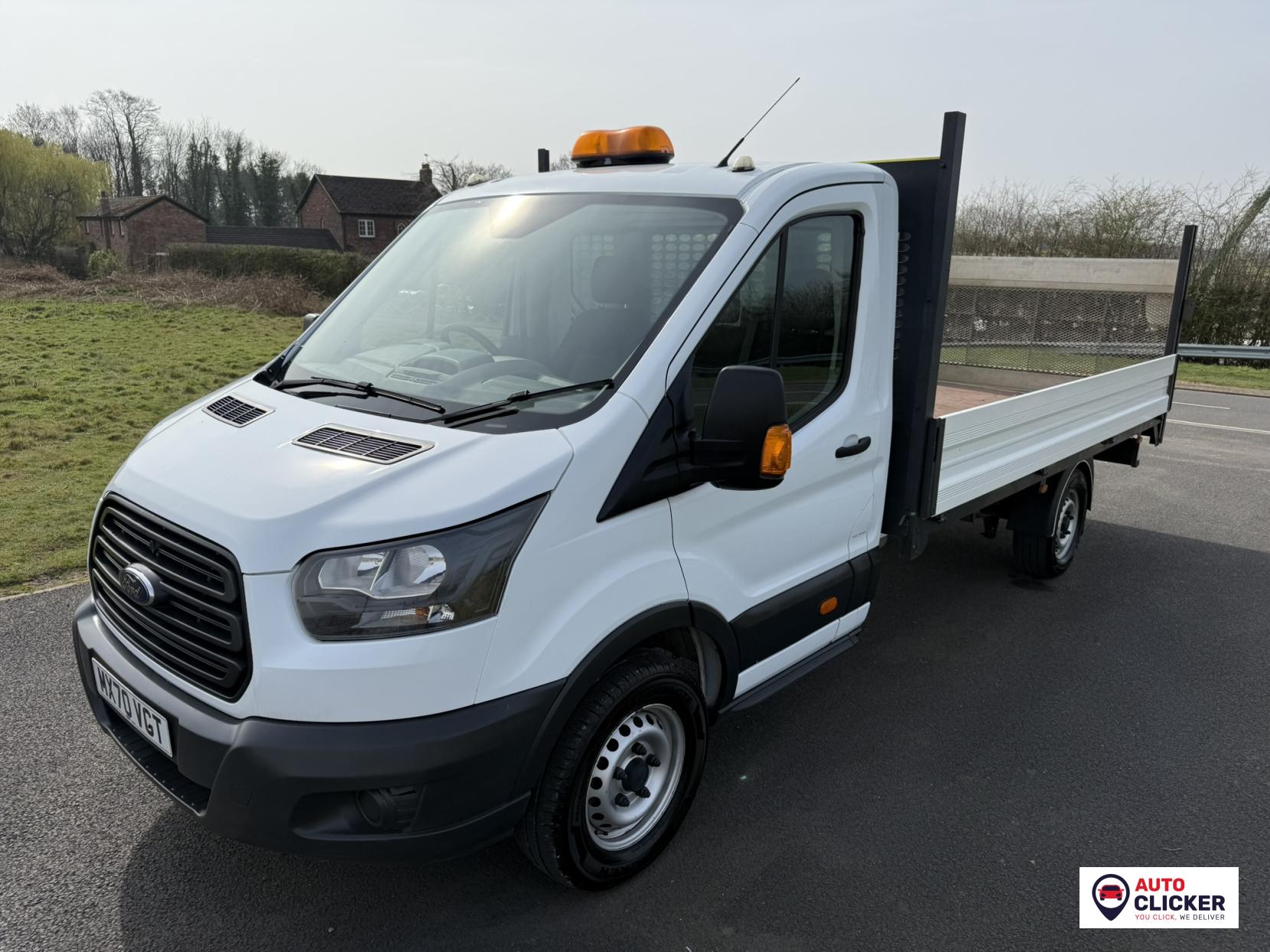 Ford Transit 2.0 350 EcoBlue Chassis Cab 2dr Diesel Manual RWD L4 H1 Euro 6 (130 ps)