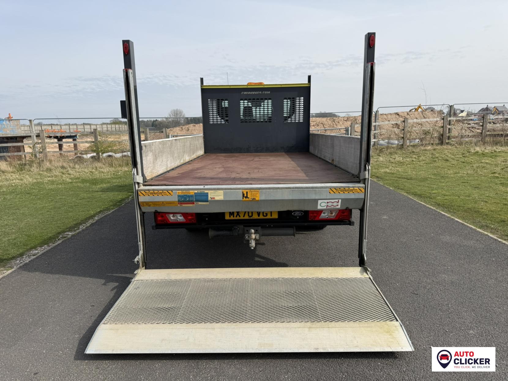 Ford Transit 2.0 350 EcoBlue Chassis Cab 2dr Diesel Manual RWD L4 H1 Euro 6 (130 ps)