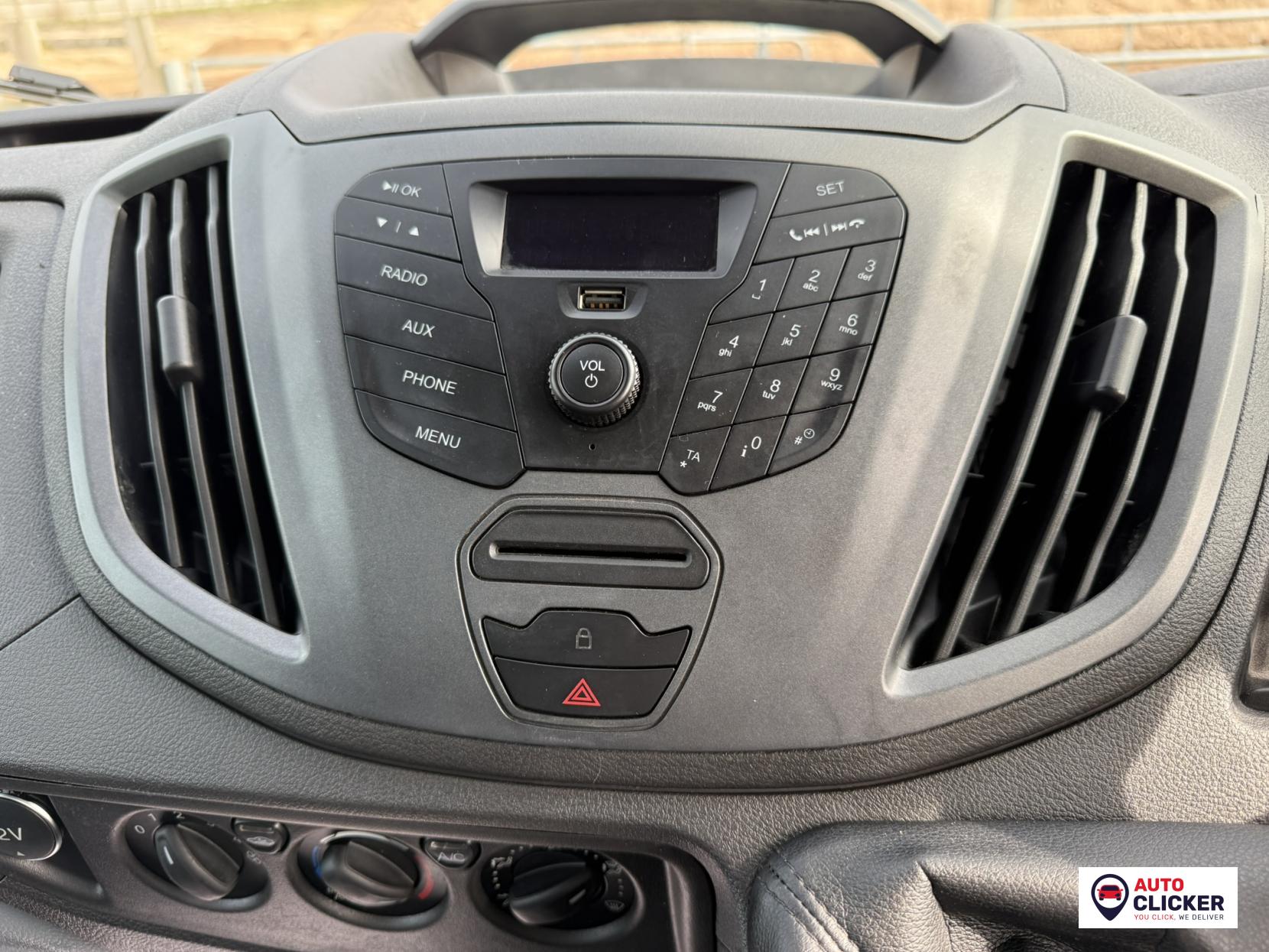 Ford Transit 2.0 350 EcoBlue Chassis Cab 2dr Diesel Manual RWD L4 H1 Euro 6 (130 ps)