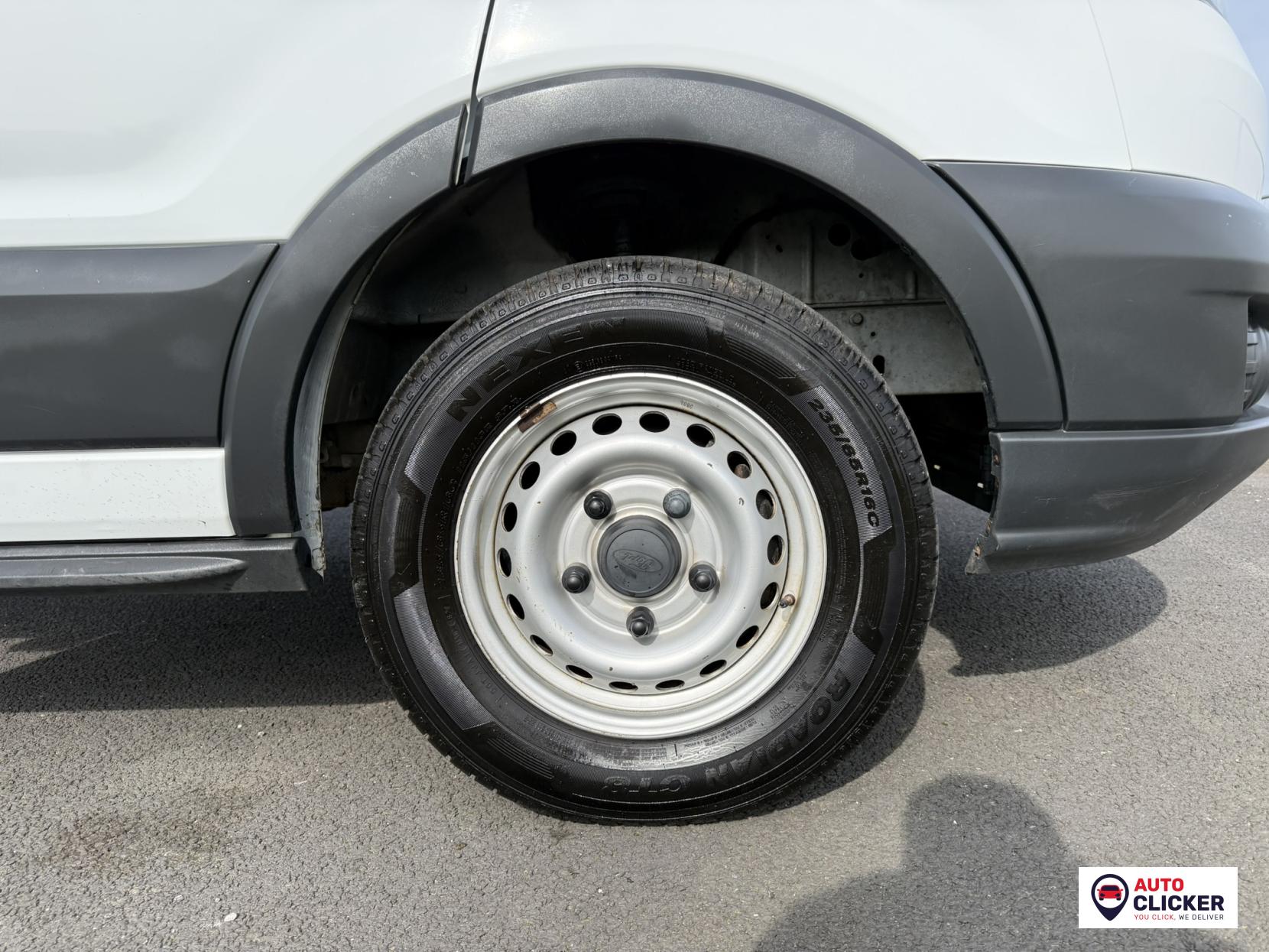 Ford Transit 2.0 350 EcoBlue Chassis Cab 2dr Diesel Manual RWD L4 H1 Euro 6 (130 ps)