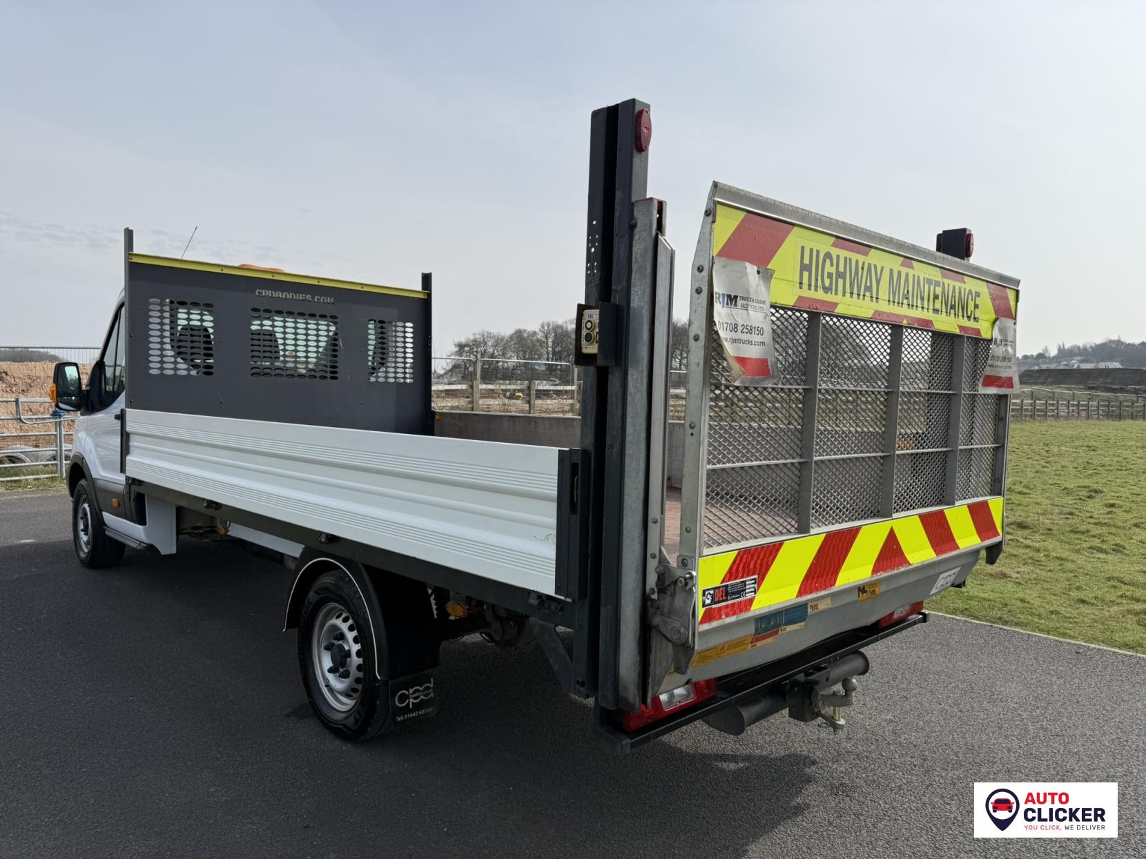 Ford Transit 2.0 350 EcoBlue Chassis Cab 2dr Diesel Manual RWD L4 H1 Euro 6 (130 ps)