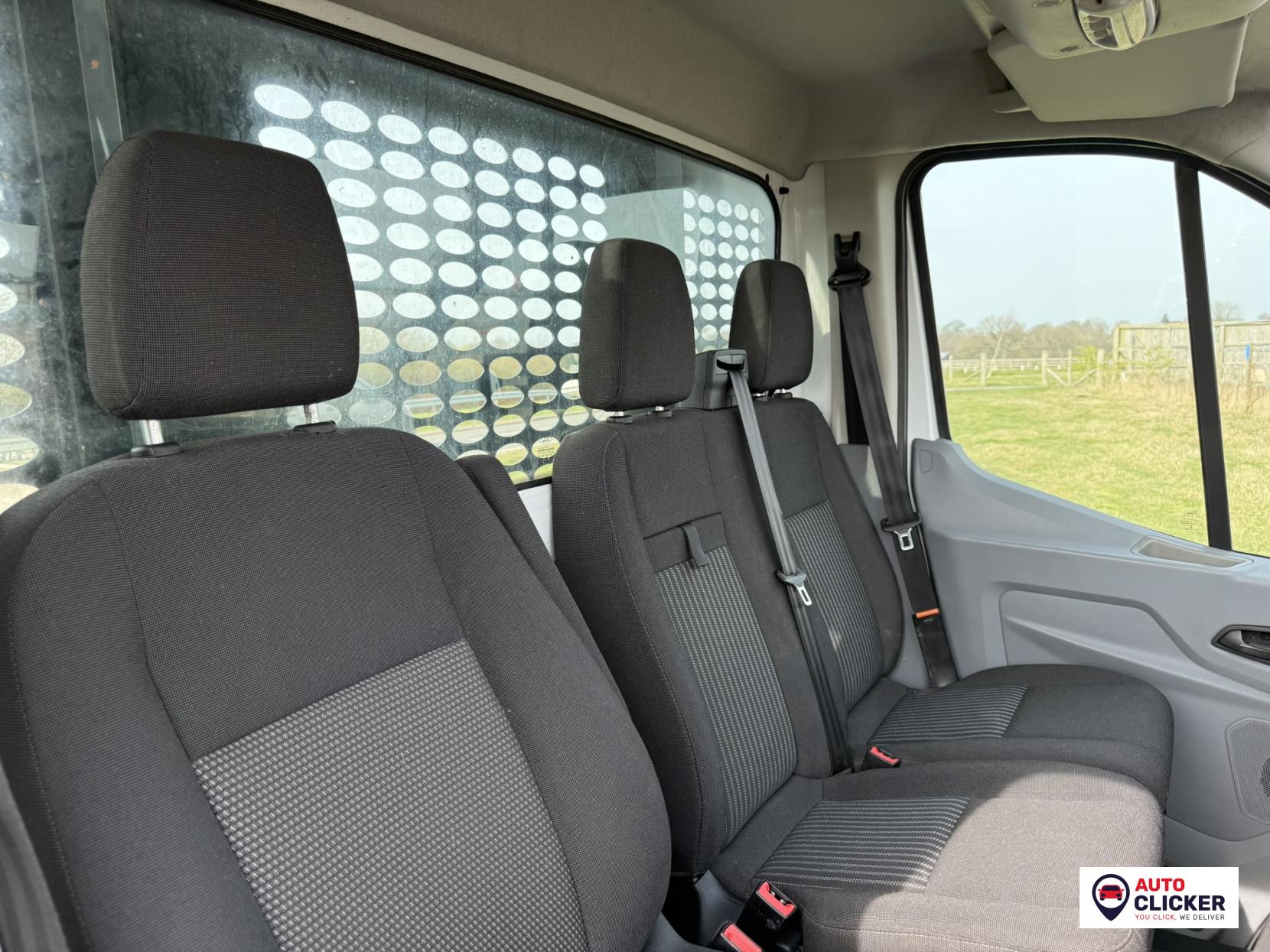 Ford Transit 2.0 350 EcoBlue Chassis Cab 2dr Diesel Manual RWD L4 H1 Euro 6 (130 ps)