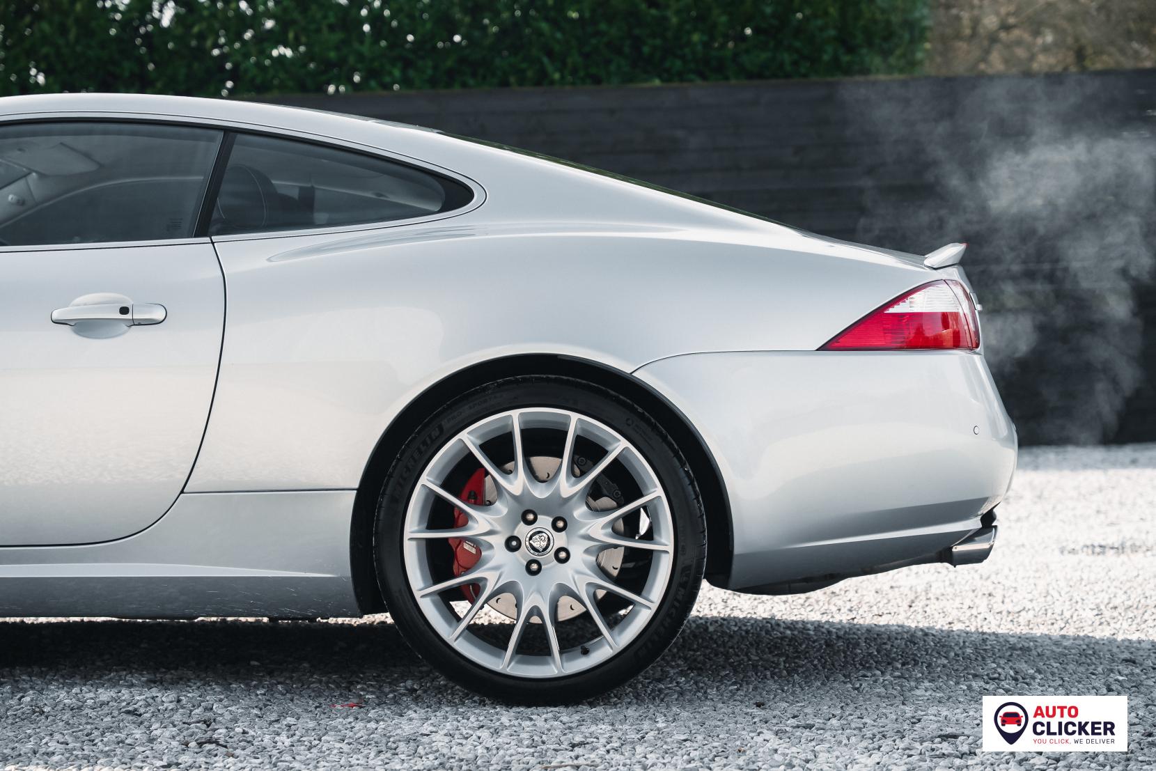 Jaguar XKR 4.2 V8 Coupe 2dr Petrol Auto Euro 4 (420 ps)