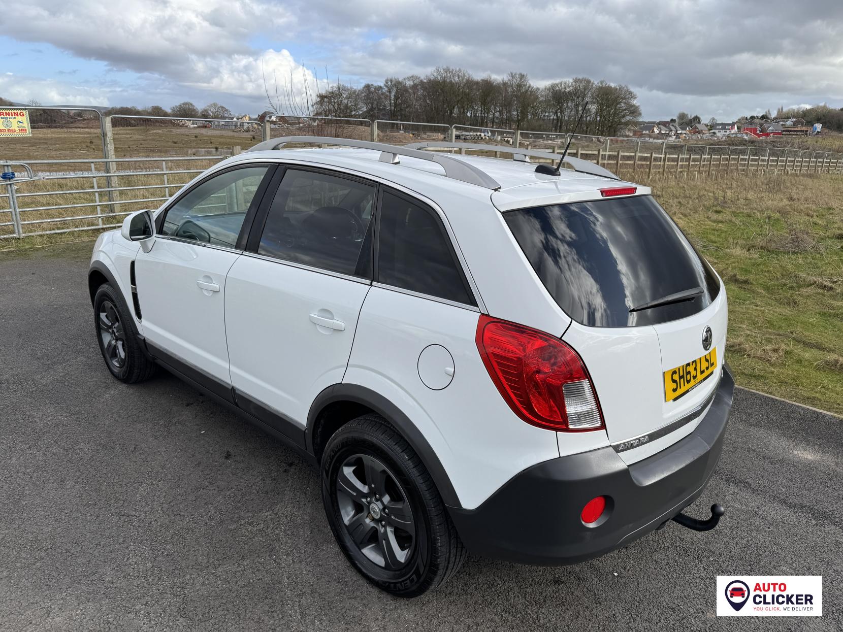 Vauxhall Antara 2.2 CDTi Exclusiv SUV 5dr Diesel Manual 2WD Euro 5 (s/s) (163 ps)