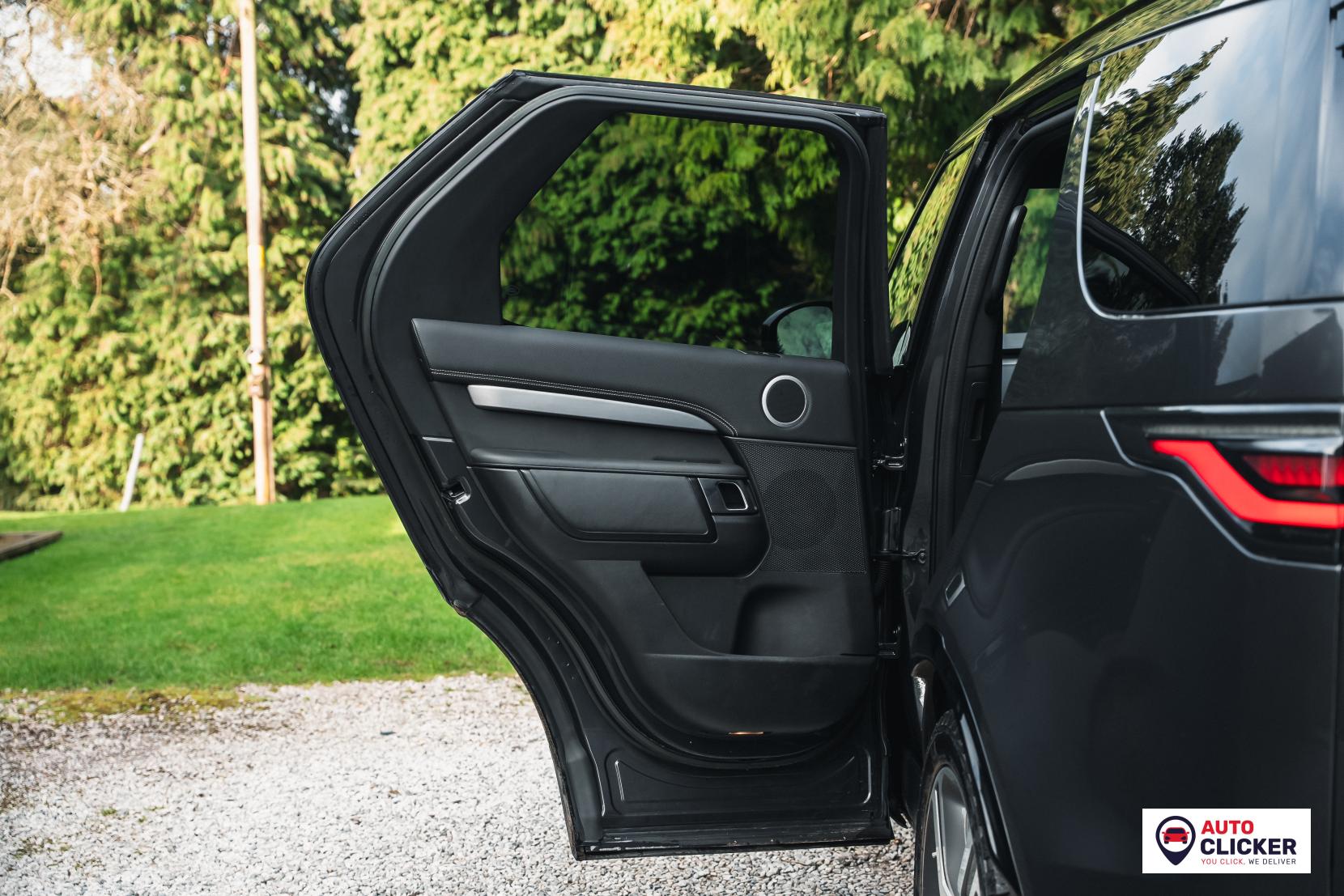 Land Rover Discovery 3.0 D300 MHEV R-Dynamic HSE SUV 5dr Diesel Auto 4WD Euro 6 (s/s) (300 ps)