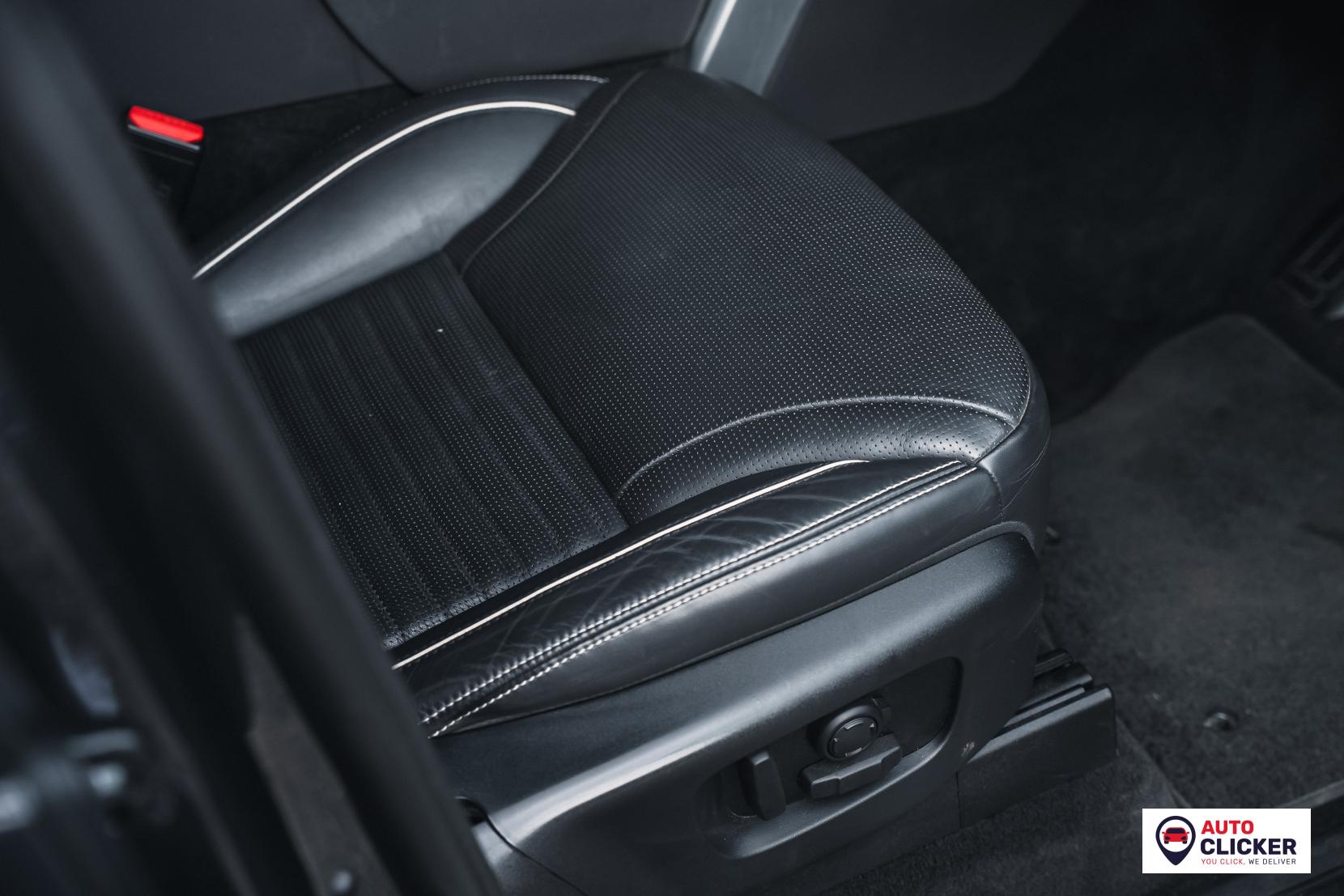 Land Rover Discovery 3.0 D300 MHEV R-Dynamic HSE SUV 5dr Diesel Auto 4WD Euro 6 (s/s) (300 ps)