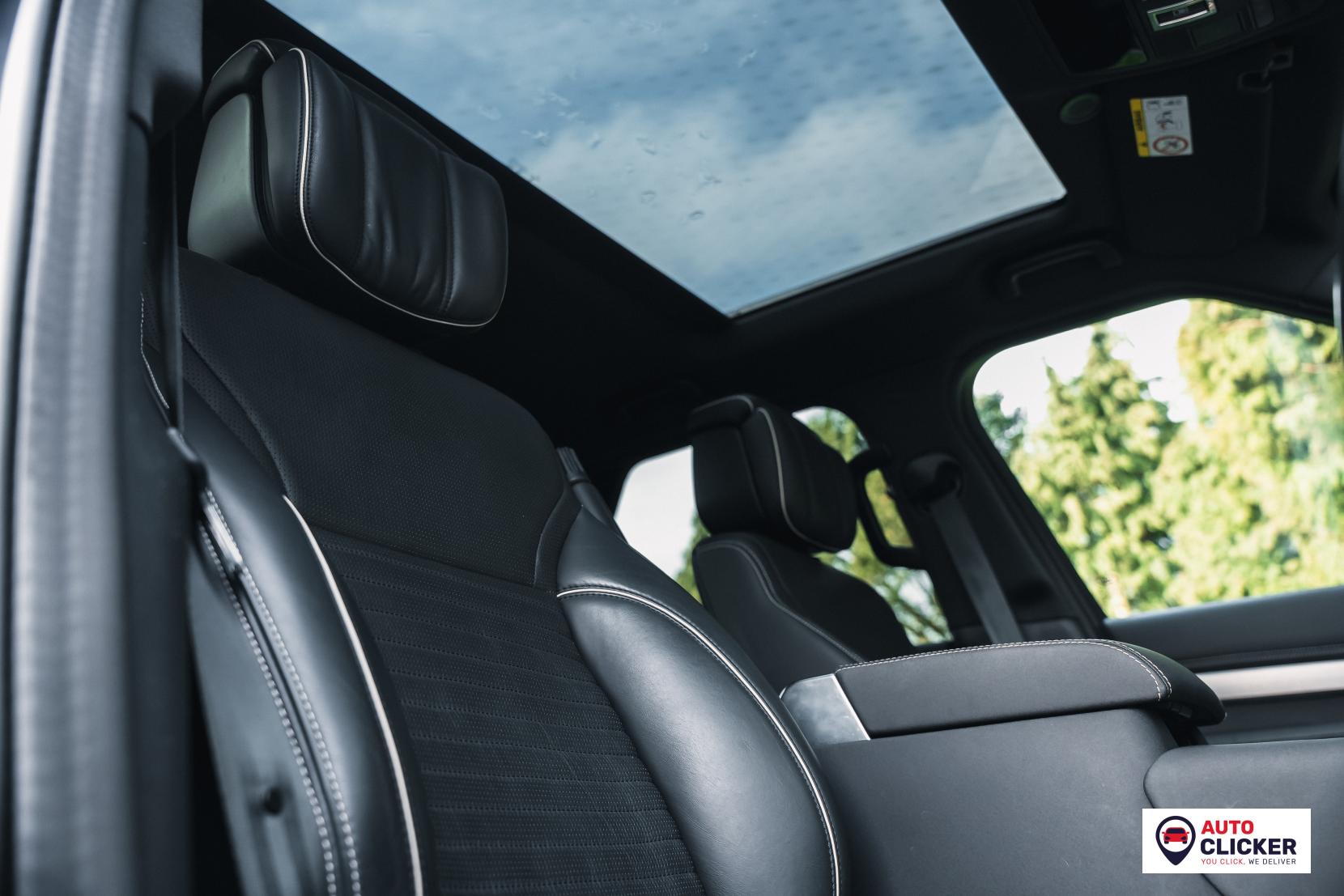 Land Rover Discovery 3.0 D300 MHEV R-Dynamic HSE SUV 5dr Diesel Auto 4WD Euro 6 (s/s) (300 ps)