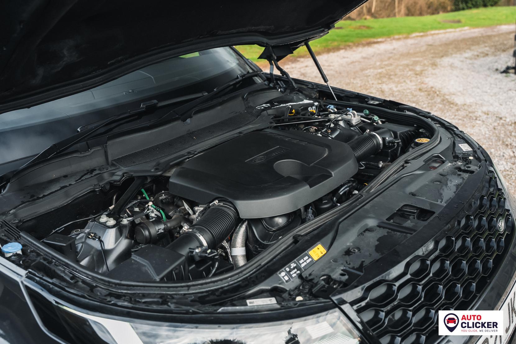 Land Rover Discovery 3.0 D300 MHEV R-Dynamic HSE SUV 5dr Diesel Auto 4WD Euro 6 (s/s) (300 ps)