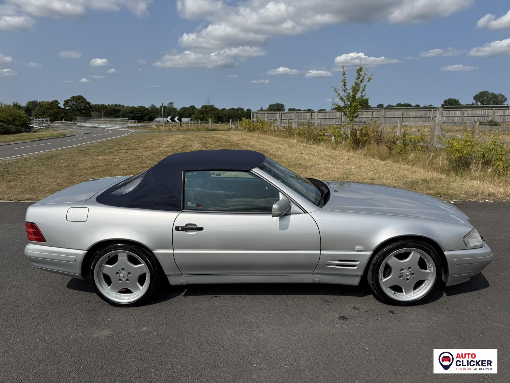 Mercedes-Benz SL 3.2 SL320 Limited Edition Convertible 2dr Petrol Automatic (231 bhp)