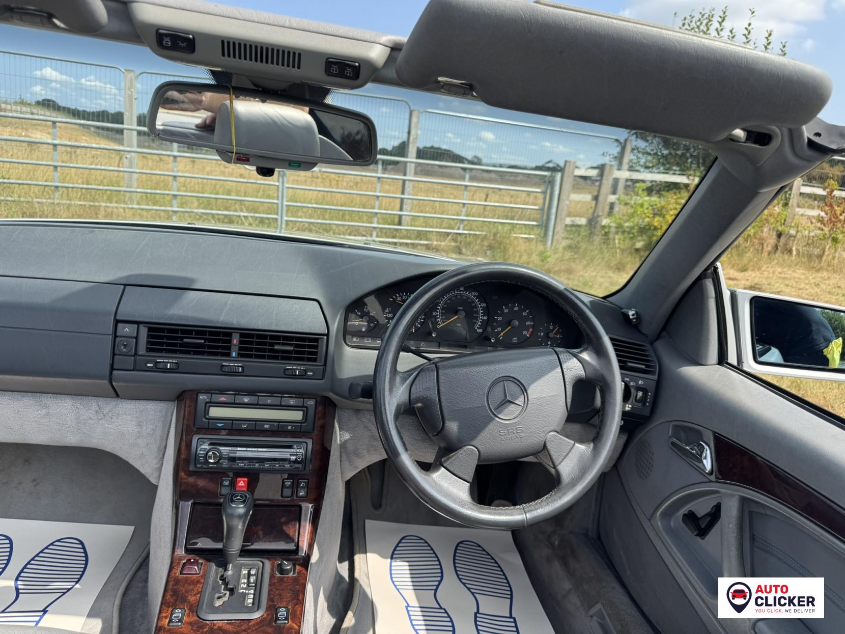 Mercedes-Benz SL 3.2 SL320 Limited Edition Convertible 2dr Petrol Automatic (231 bhp)