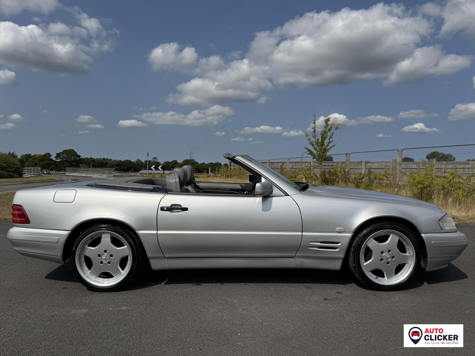 Mercedes-Benz SL 3.2 SL320 Limited Edition Convertible 2dr Petrol Automatic (231 bhp)