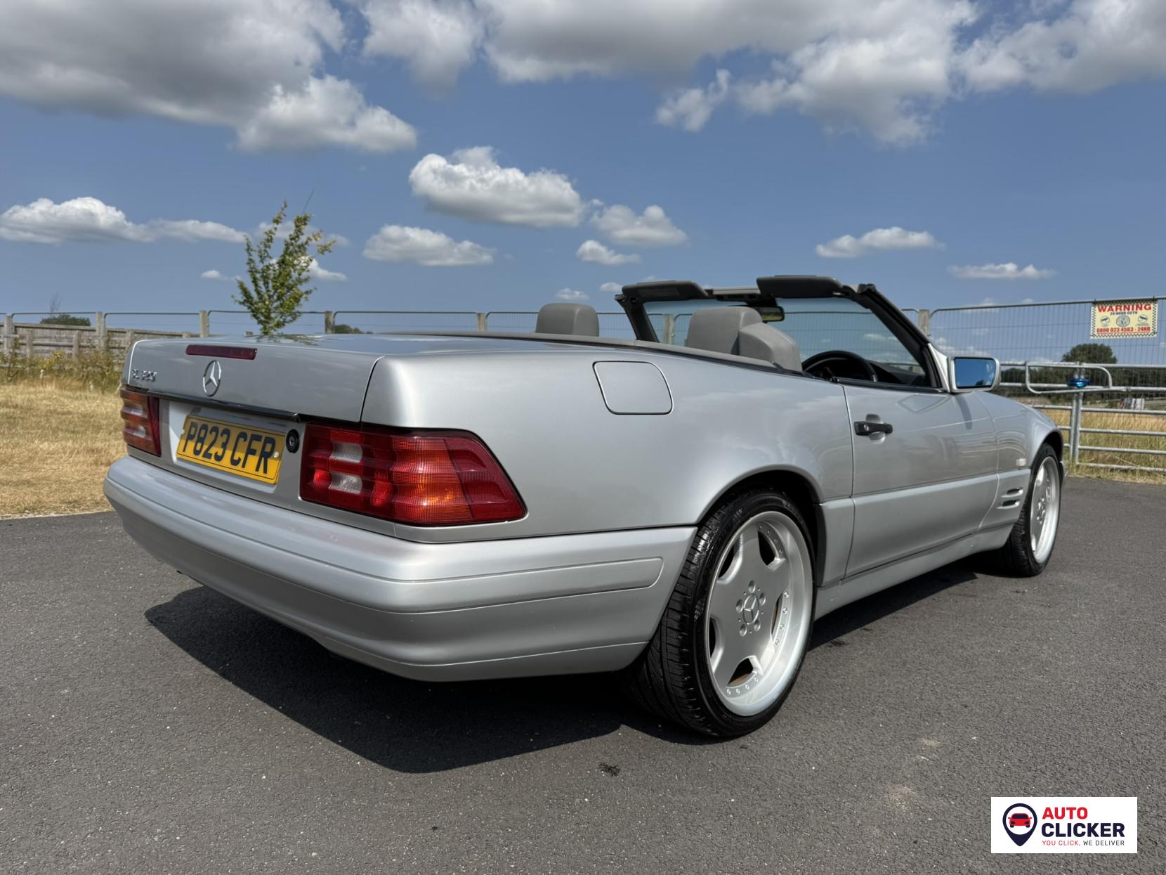 Mercedes-Benz SL 3.2 SL320 Limited Edition Convertible 2dr Petrol Automatic (231 bhp)