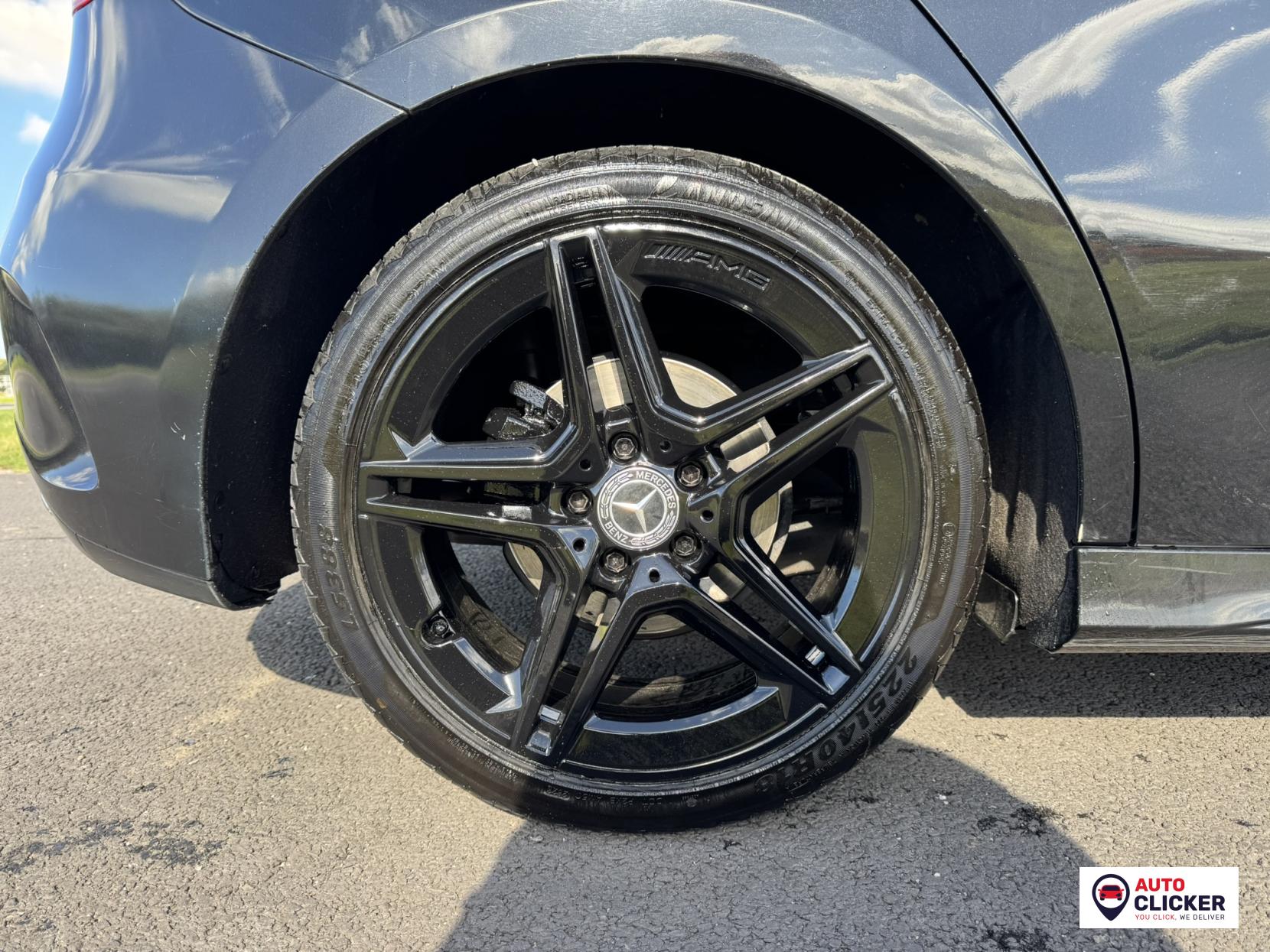 Mercedes-Benz A Class 1.5 A180d AMG Line Hatchback 5dr Diesel 7G-DCT Euro 6 (s/s) (116 ps)