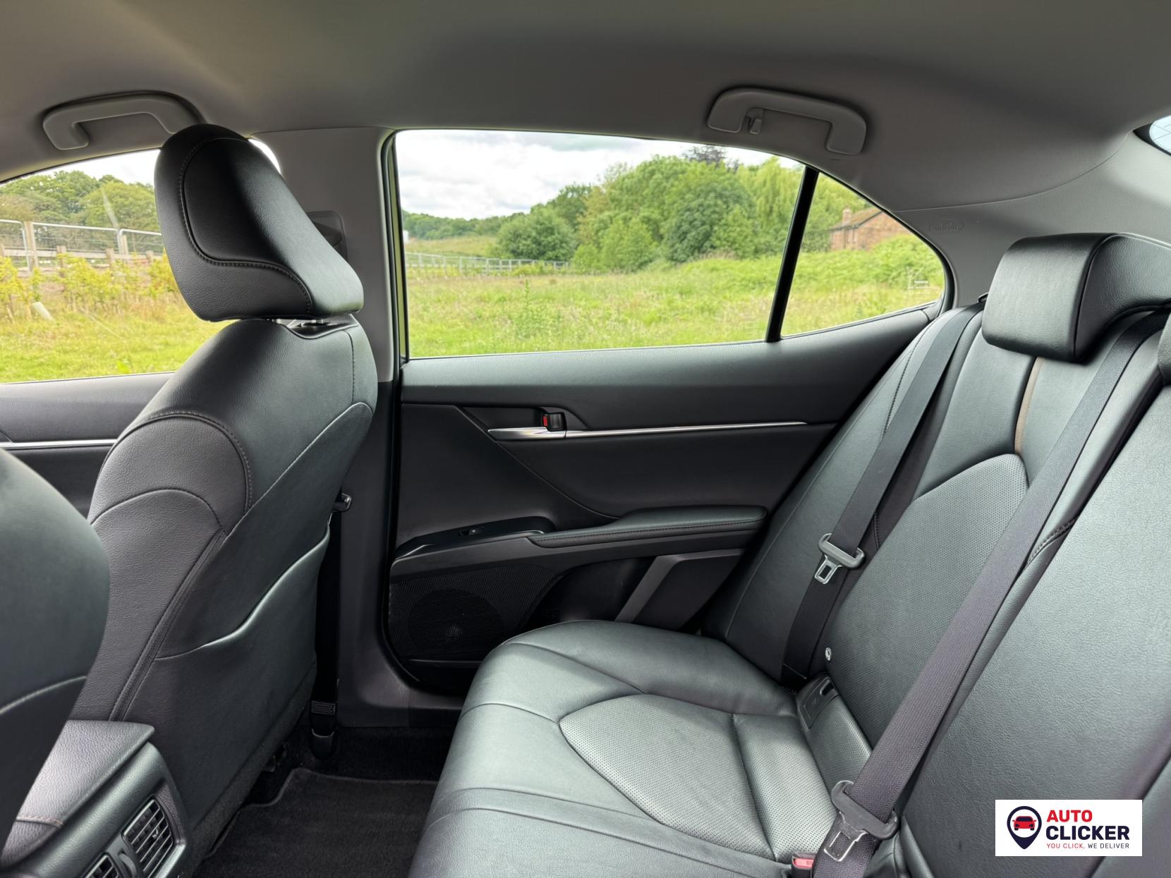 Toyota Camry 2.5 VVT-h Design Saloon 4dr Petrol Hybrid CVT Euro 6 (s/s) (218 ps)