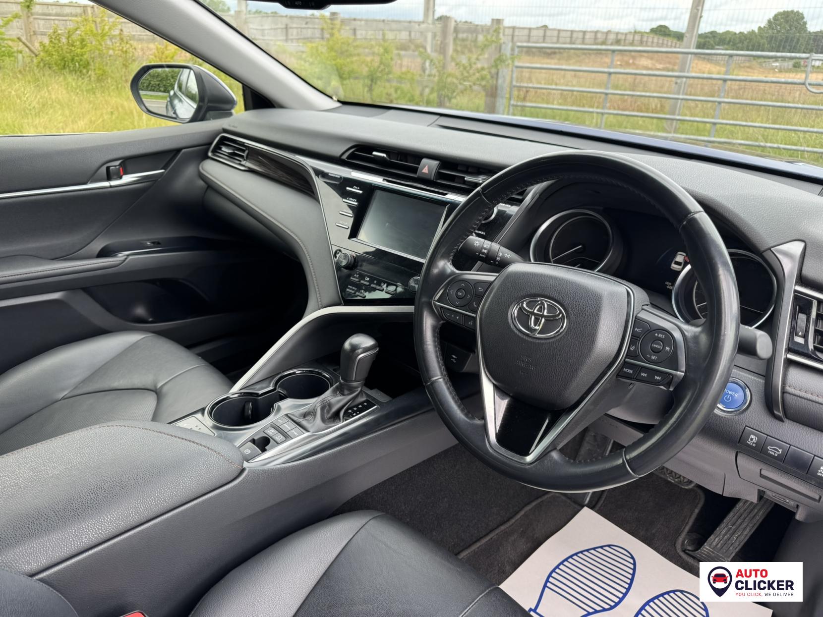 Toyota Camry 2.5 VVT-h Design Saloon 4dr Petrol Hybrid CVT Euro 6 (s/s) (218 ps)