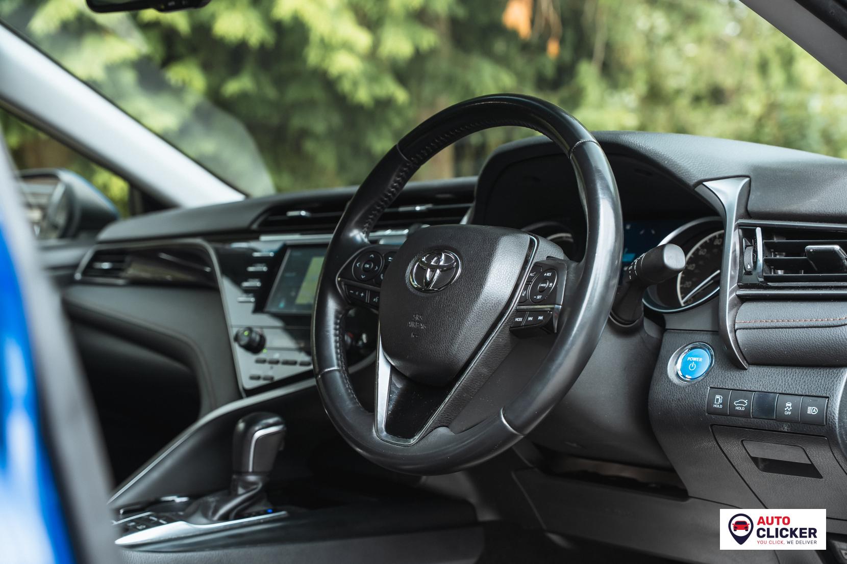 Toyota Camry 2.5 VVT-h Design Saloon 4dr Petrol Hybrid CVT Euro 6 (s/s) (218 ps)