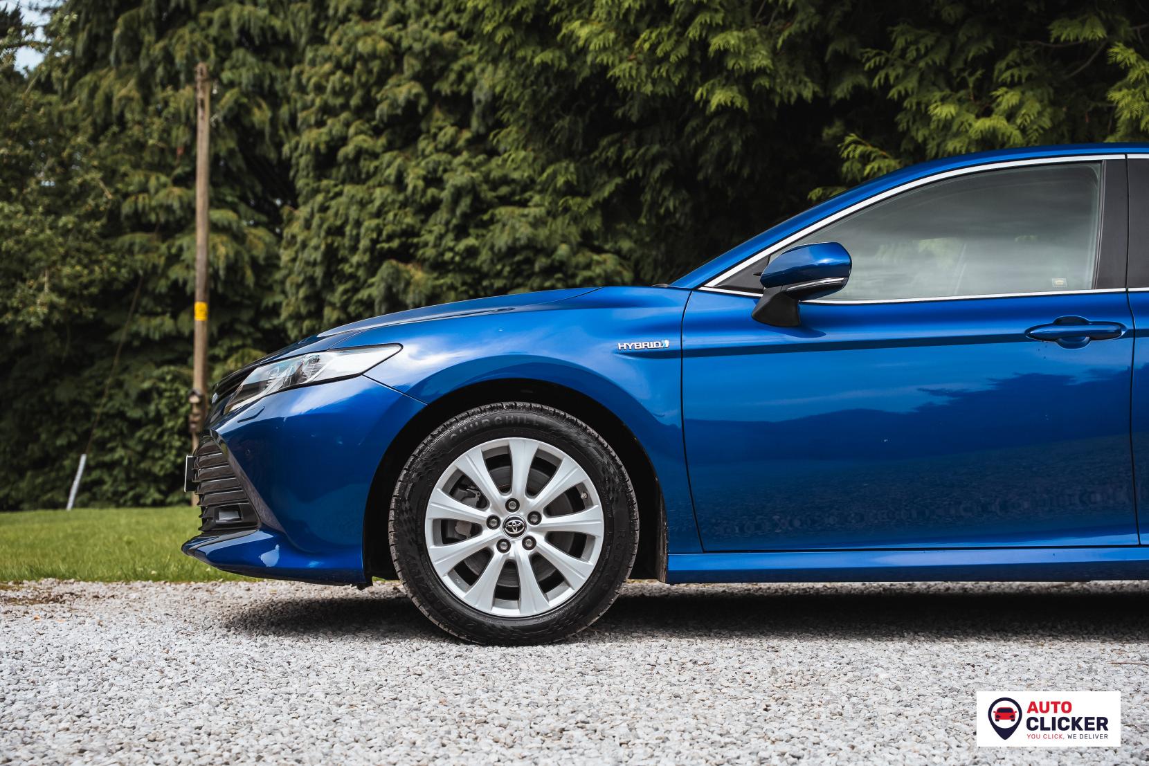 Toyota Camry 2.5 VVT-h Design Saloon 4dr Petrol Hybrid CVT Euro 6 (s/s) (218 ps)