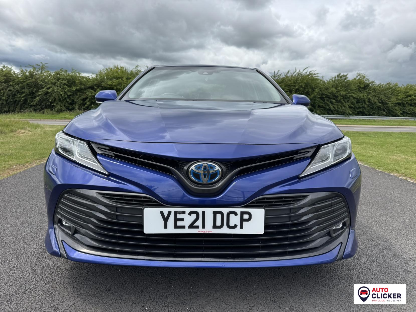 Toyota Camry 2.5 VVT-h Design Saloon 4dr Petrol Hybrid CVT Euro 6 (s/s) (218 ps)