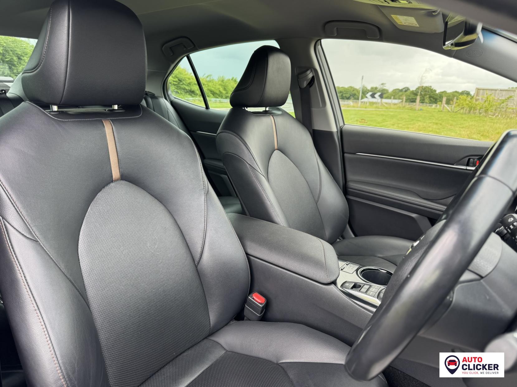 Toyota Camry 2.5 VVT-h Design Saloon 4dr Petrol Hybrid CVT Euro 6 (s/s) (218 ps)