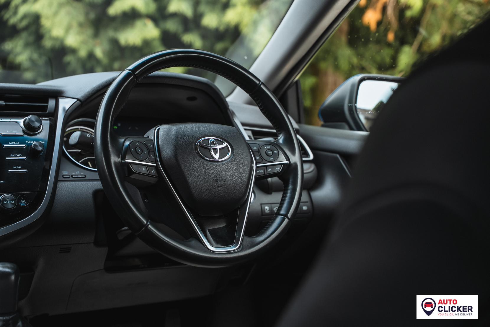 Toyota Camry 2.5 VVT-h Design Saloon 4dr Petrol Hybrid CVT Euro 6 (s/s) (218 ps)