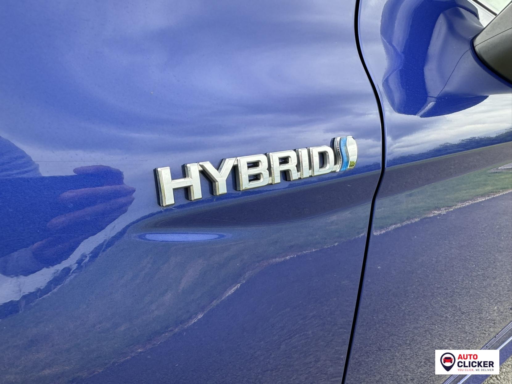 Toyota Camry 2.5 VVT-h Design Saloon 4dr Petrol Hybrid CVT Euro 6 (s/s) (218 ps)
