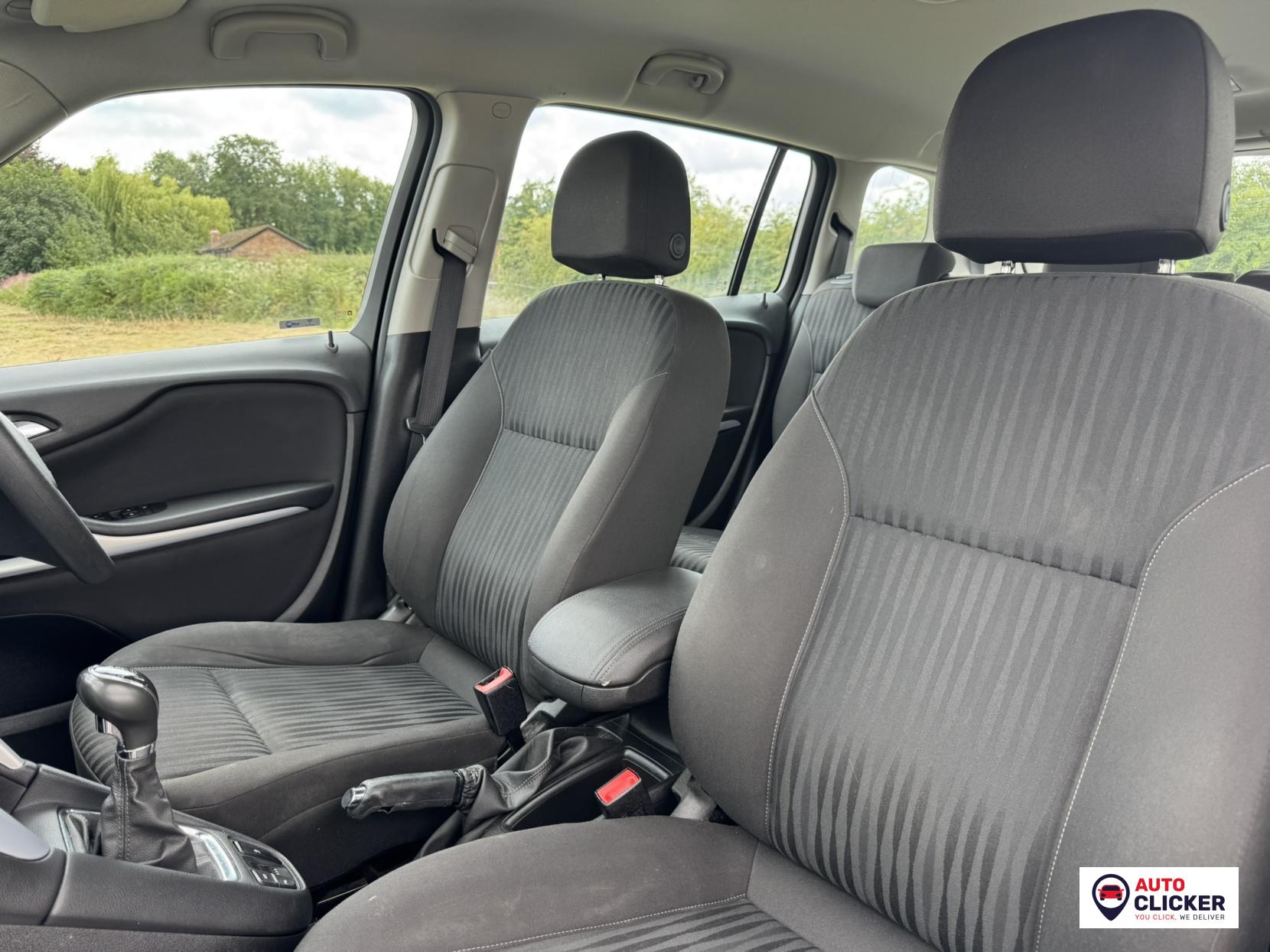 Vauxhall Zafira Tourer 1.6 CDTi ecoFLEX Design MPV 5dr Diesel Manual Euro 6 (s/s) (134 ps)
