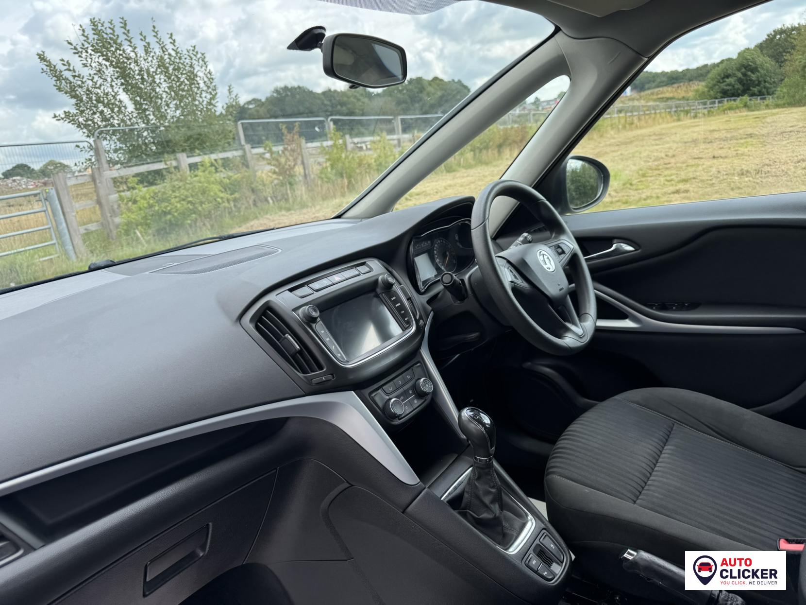 Vauxhall Zafira Tourer 1.6 CDTi ecoFLEX Design MPV 5dr Diesel Manual Euro 6 (s/s) (134 ps)