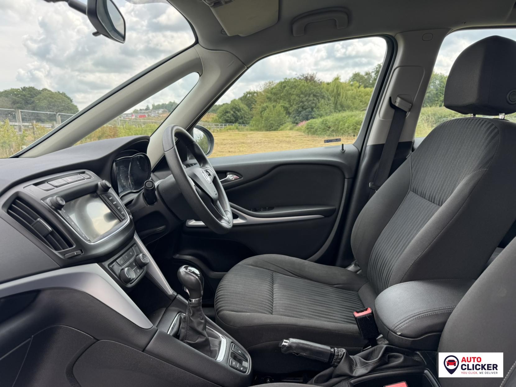 Vauxhall Zafira Tourer 1.6 CDTi ecoFLEX Design MPV 5dr Diesel Manual Euro 6 (s/s) (134 ps)