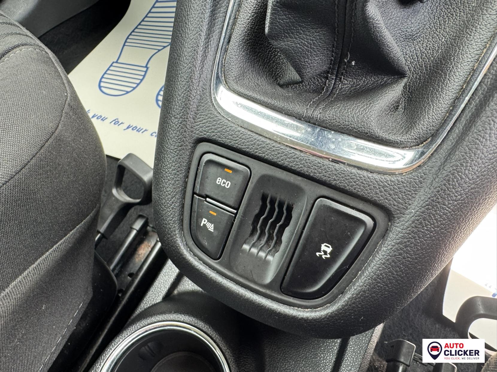 Vauxhall Zafira Tourer 1.6 CDTi ecoFLEX Design MPV 5dr Diesel Manual Euro 6 (s/s) (134 ps)