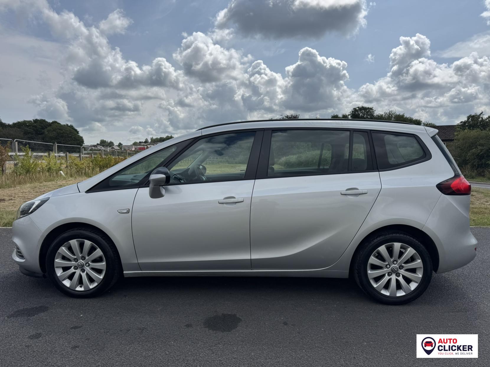 Vauxhall Zafira Tourer 1.6 CDTi ecoFLEX Design MPV 5dr Diesel Manual Euro 6 (s/s) (134 ps)